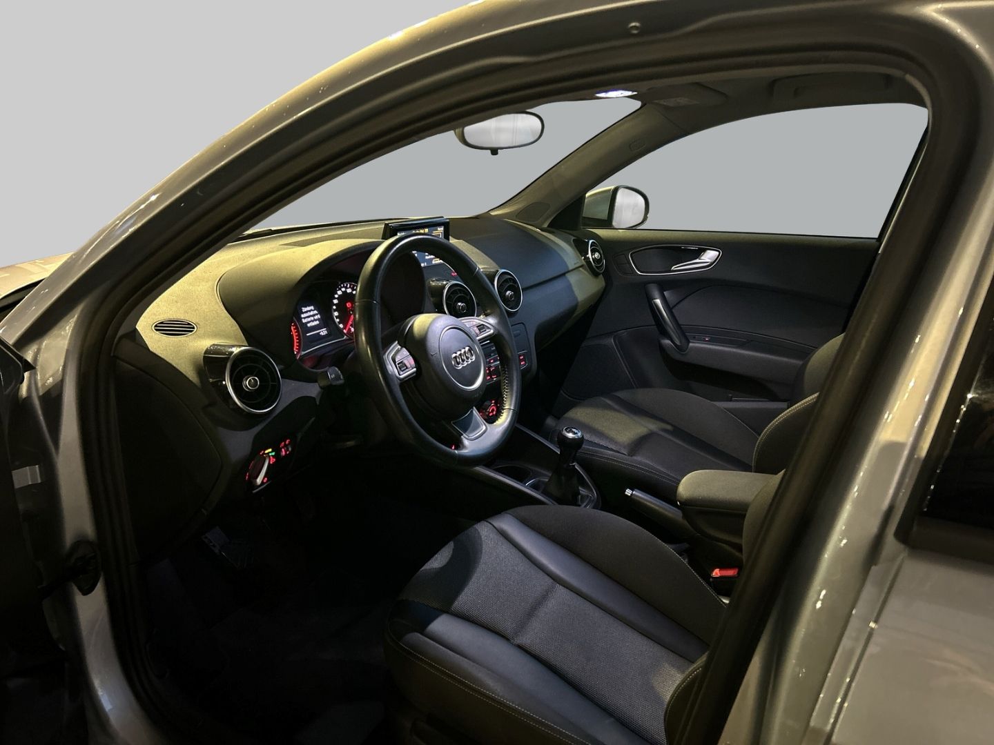 Fahrzeugabbildung Audi A1 1.0 TFSI Sportback sport ultra PANO+PDC+KLIMA