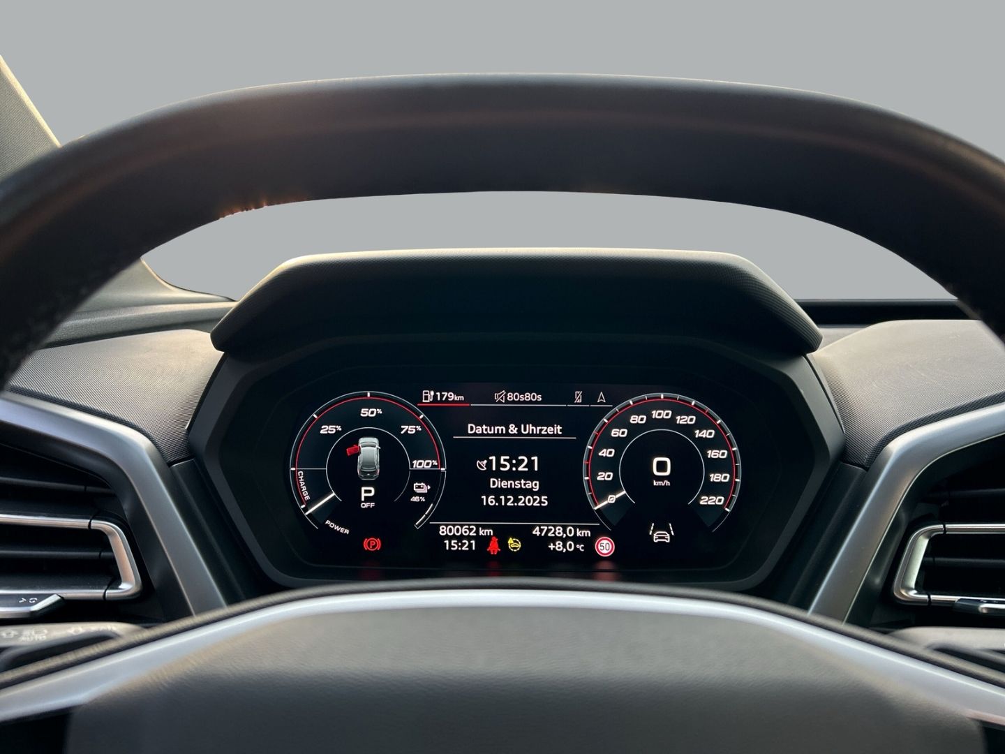 Fahrzeugabbildung Audi Q4 40 NAVI+MATRIX-LED+ACC+ FAHRASSISTENZ-SYSTEME