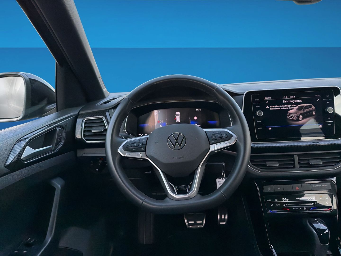 Fahrzeug 13 Fahrzeugabbildung Volkswagen T-Cross 1.5 TSI R-Line Rear View AHK Clima