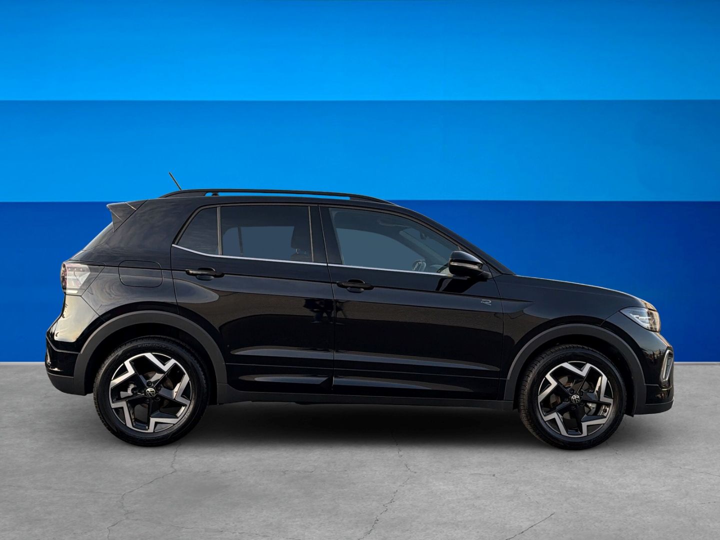 Fahrzeug 6 Fahrzeugabbildung Volkswagen T-Cross 1.5 TSI R-Line Rear View AHK Clima