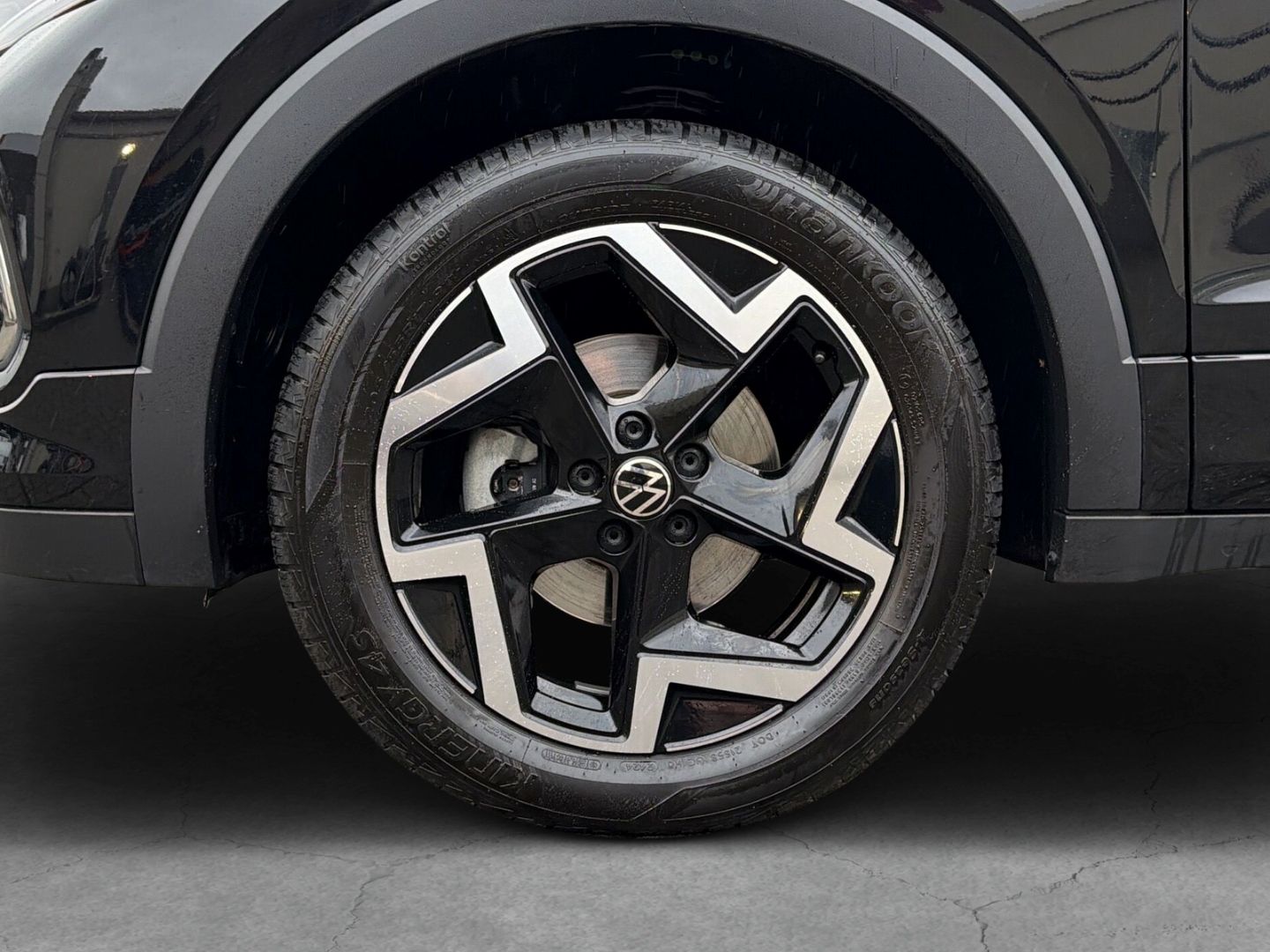 Fahrzeugabbildung Volkswagen T-Cross 1.5 TSI R-Line Rear View AHK Clima