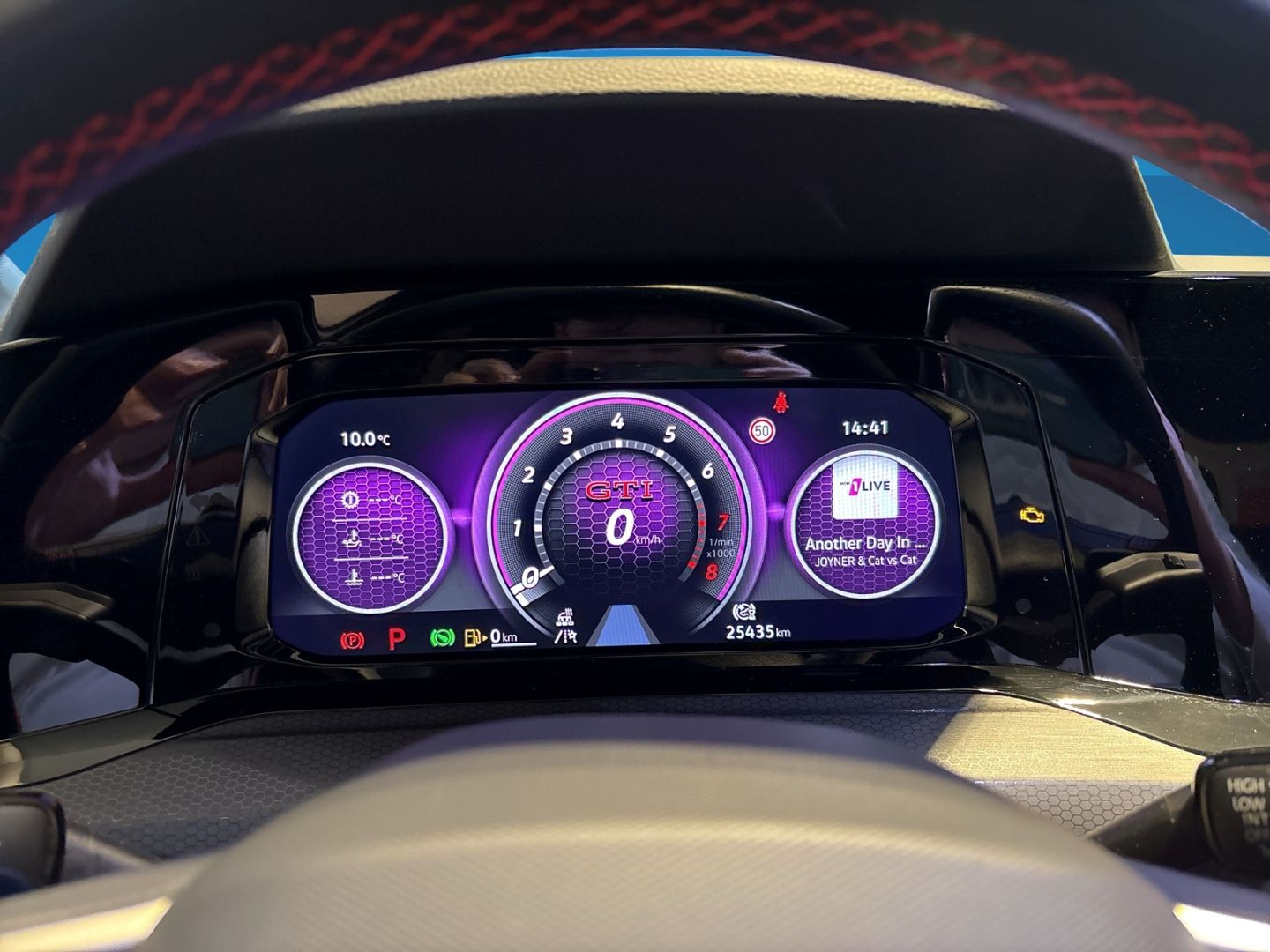 Fahrzeugabbildung Volkswagen Golf VIII GTI Clubsport PANO KAMERA 19 ZOLL