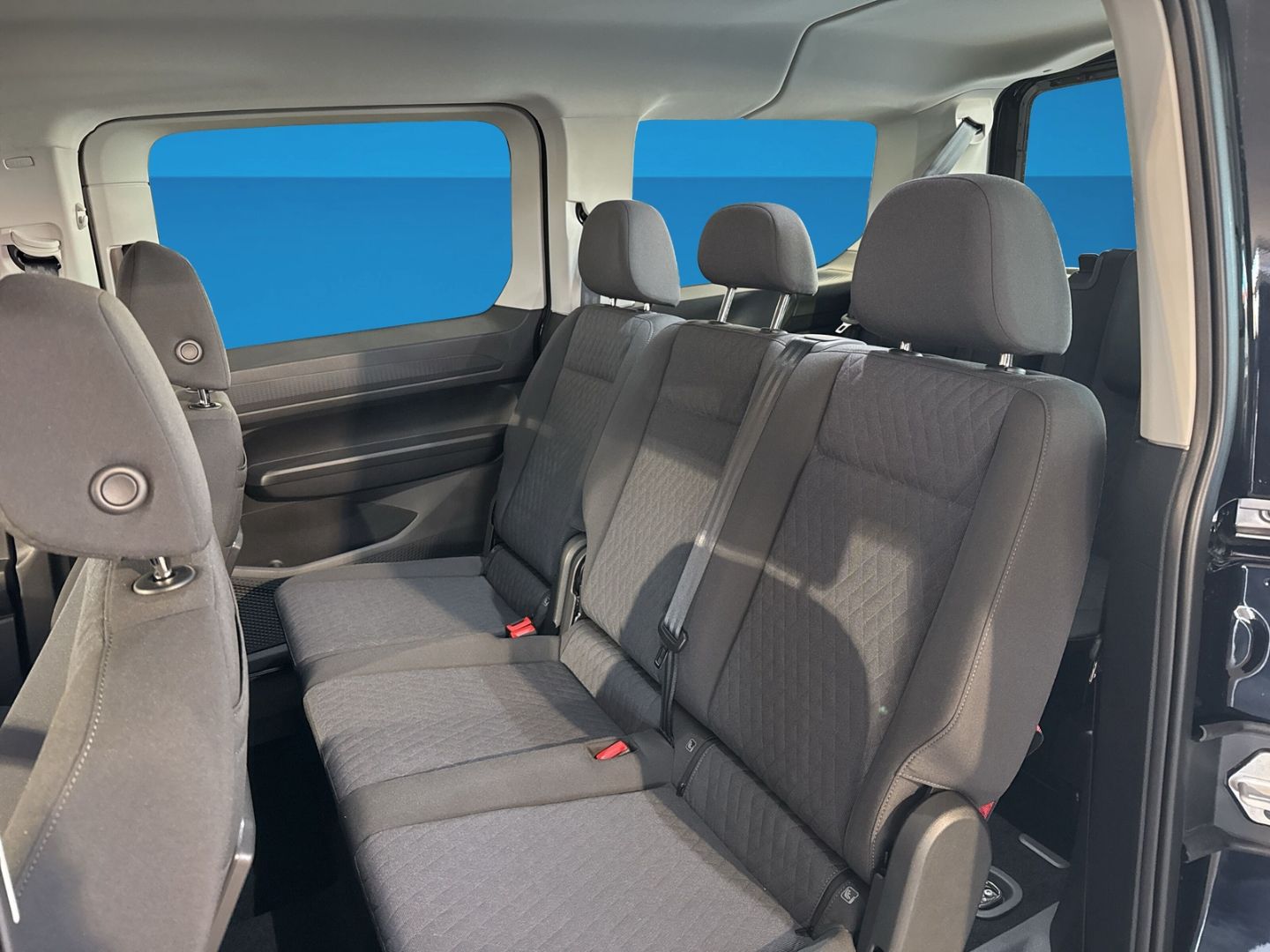 Fahrzeug 13 Fahrzeugabbildung Volkswagen Caddy Maxi Life 2,0 l TDI 90 kW 7-Gang-DSG LR