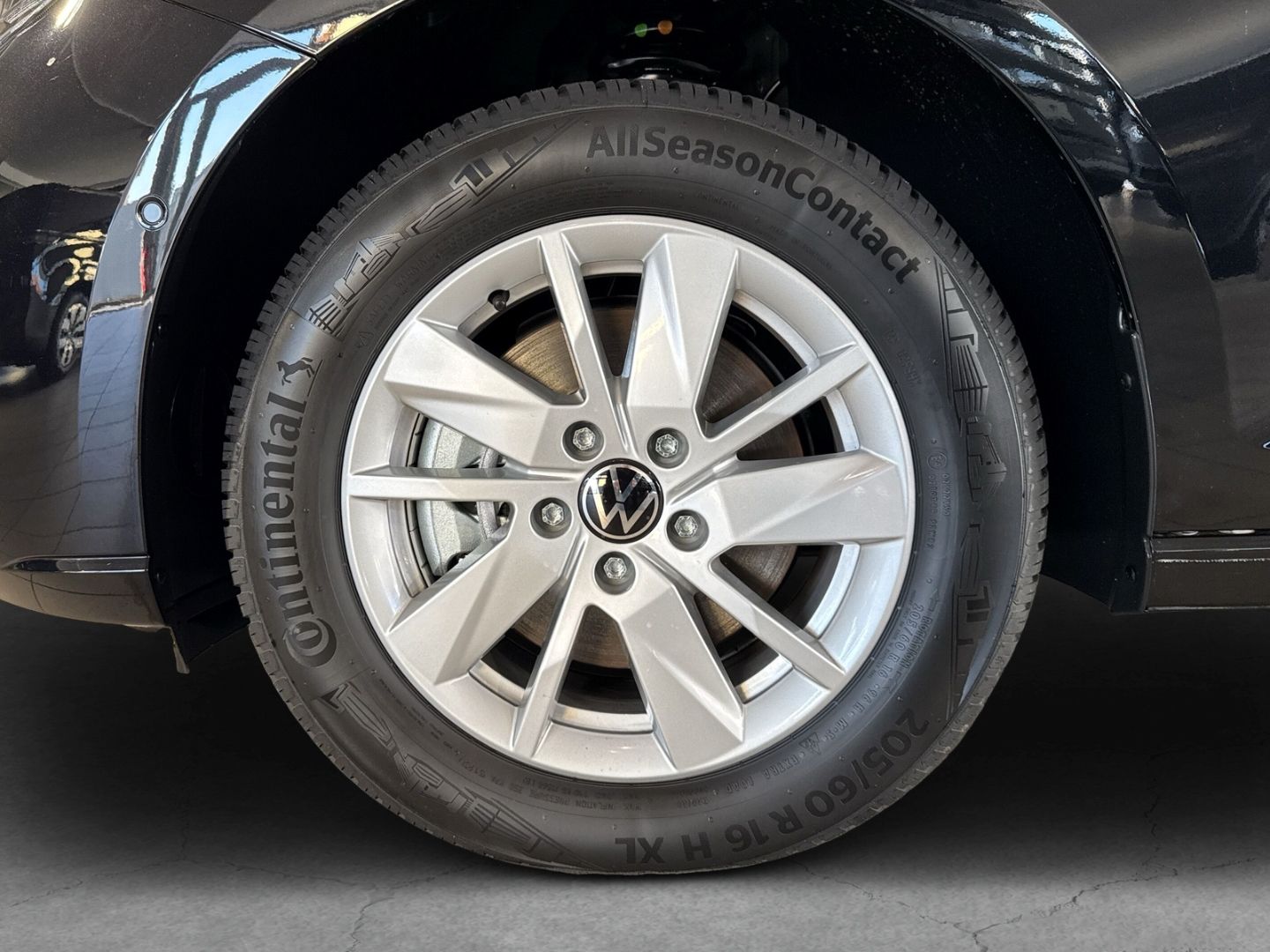 Fahrzeug 8 Fahrzeugabbildung Volkswagen Caddy Maxi Life 2,0 l TDI 90 kW 7-Gang-DSG LR