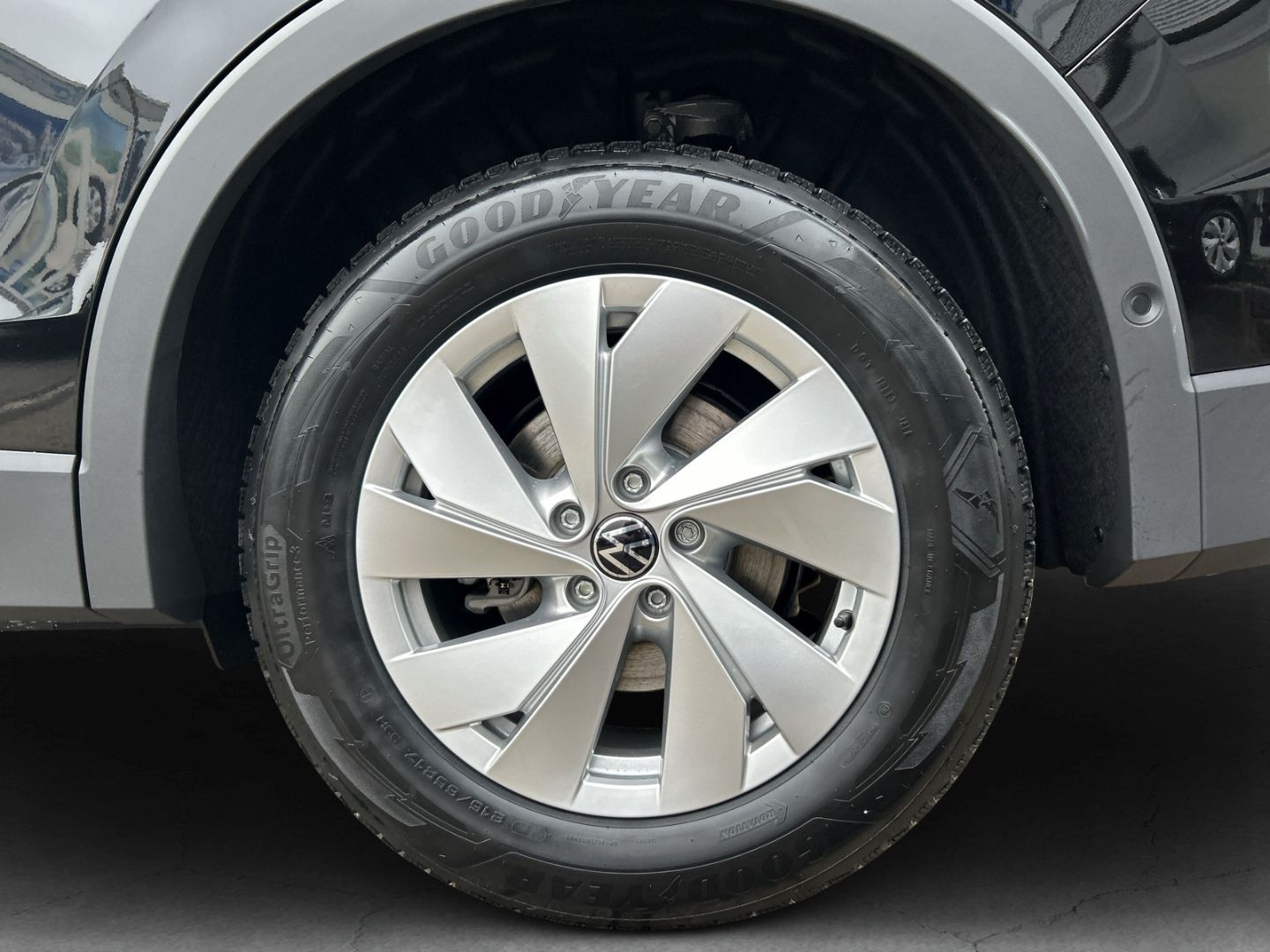 Fahrzeugabbildung Volkswagen Tiguan ENERGY 2,0l TDI LED AREA VIEW EASY OPEN