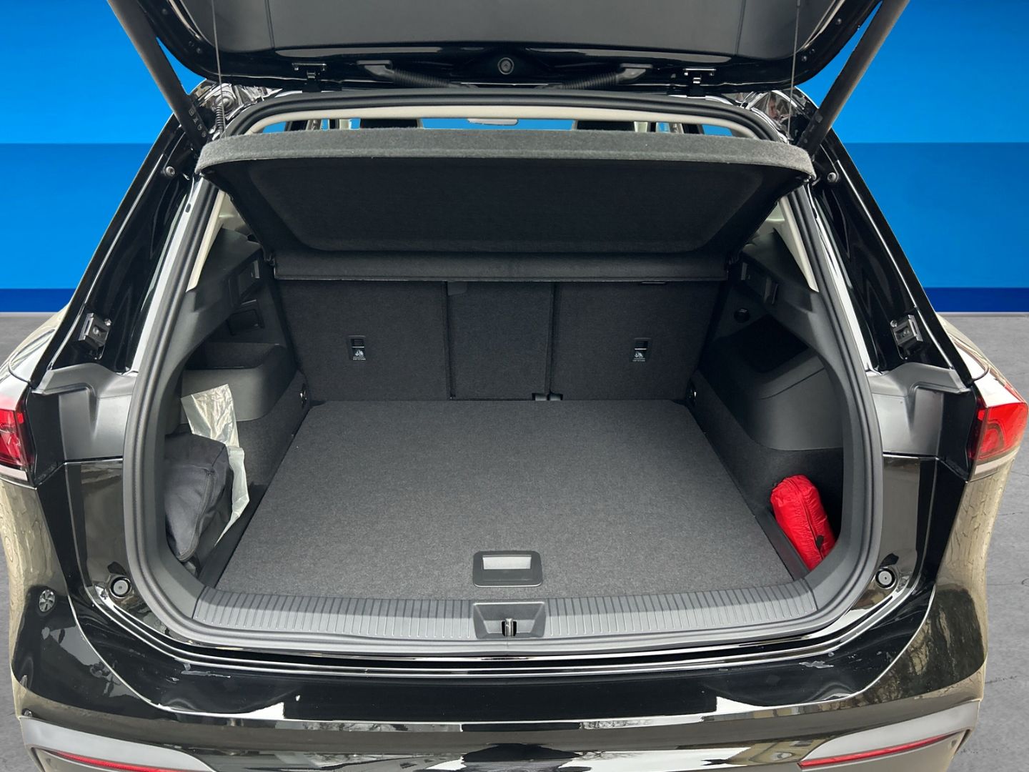 Fahrzeugabbildung Volkswagen Tiguan ENERGY 2,0l TDI LED AREA VIEW EASY OPEN