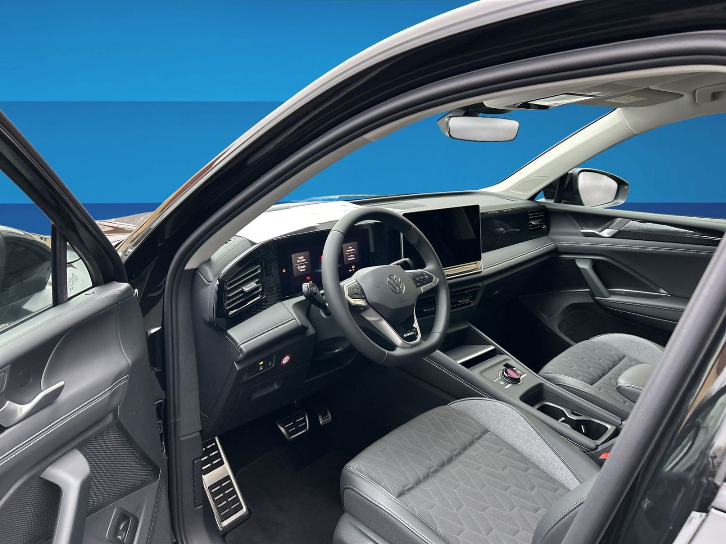 Fahrzeugabbildung Volkswagen Tiguan ENERGY 2,0l TDI LED AREA VIEW EASY OPEN