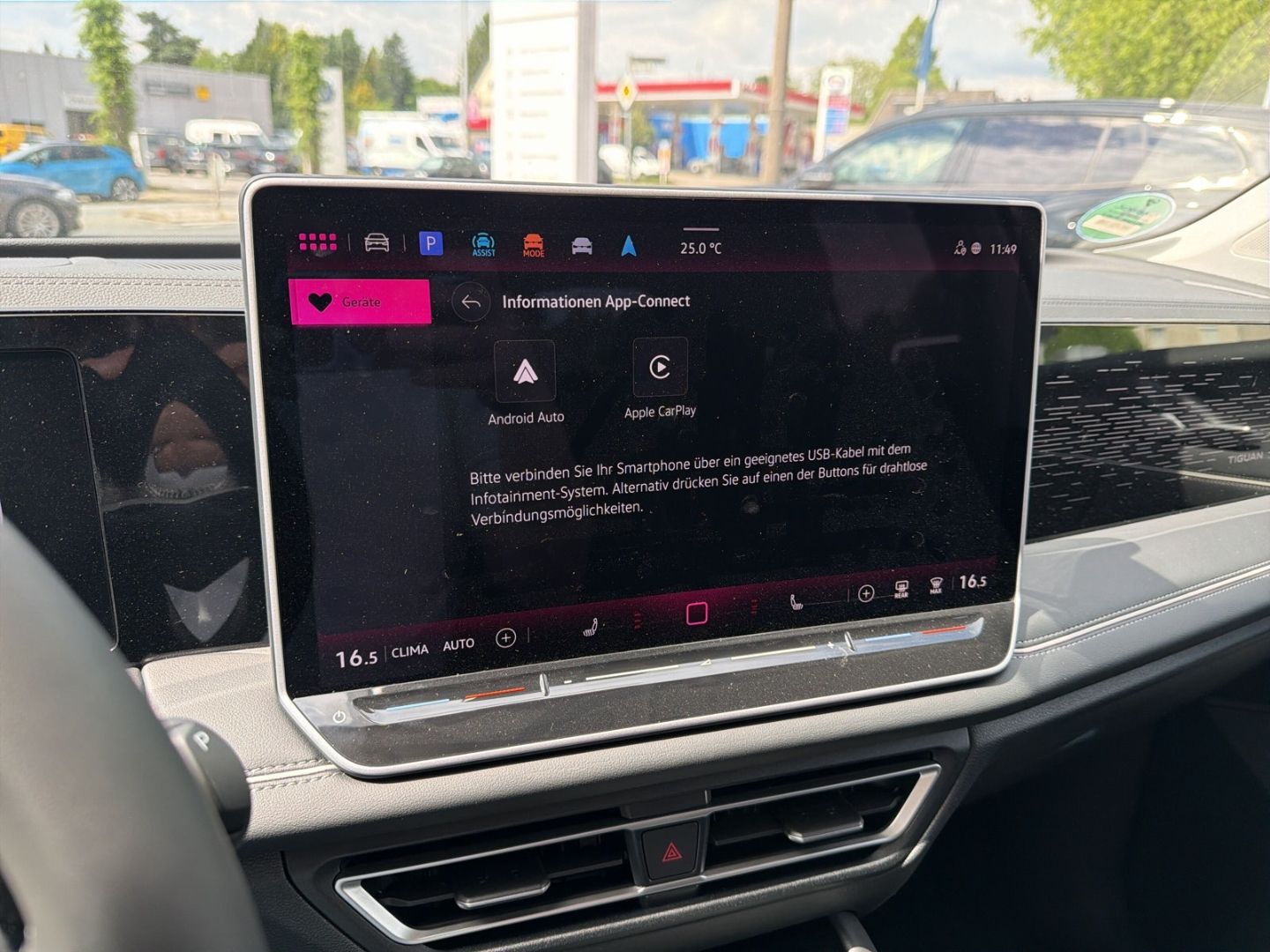 Fahrzeug 20 Fahrzeugabbildung Volkswagen Tiguan Elegance 1,5l eTSI IQ.DRIVE PREMIUM