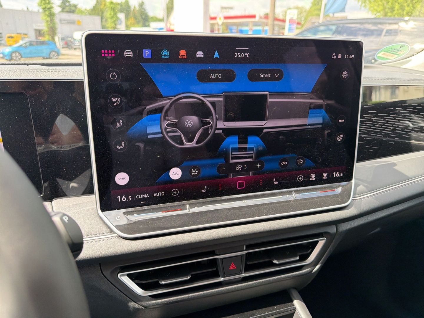 Fahrzeug 22 Fahrzeugabbildung Volkswagen Tiguan Elegance 1,5l eTSI IQ.DRIVE PREMIUM