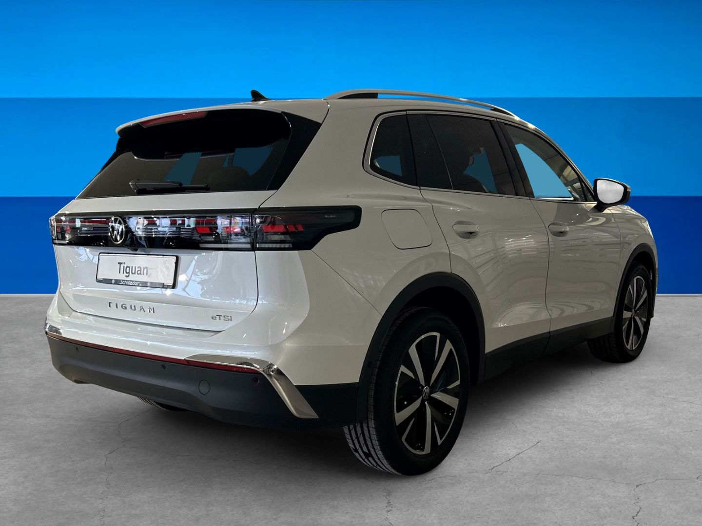 Fahrzeug 5 Fahrzeugabbildung Volkswagen Tiguan Elegance 1,5l eTSI IQ.DRIVE PREMIUM