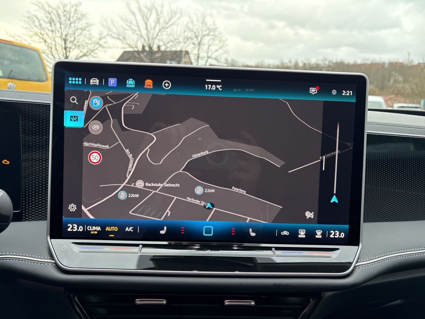 Fahrzeugabbildung Volkswagen Passat Business 1,5l eTSI BUSINESS PREMIUM IQ.DR