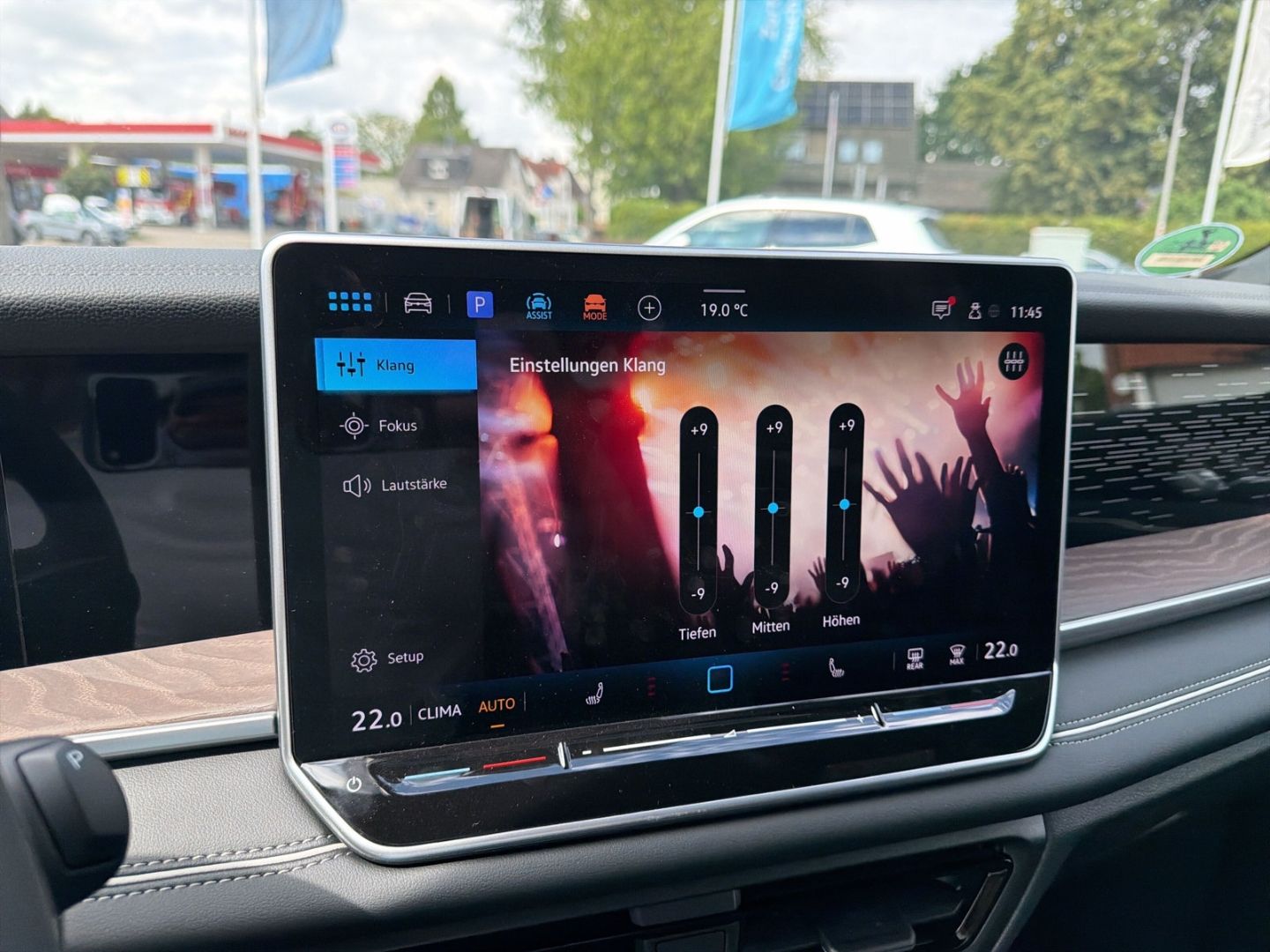 Fahrzeug 23 Fahrzeugabbildung Volkswagen Tayron Elegance 2,0l TDI AHK PANO LED+ EASY OPEN