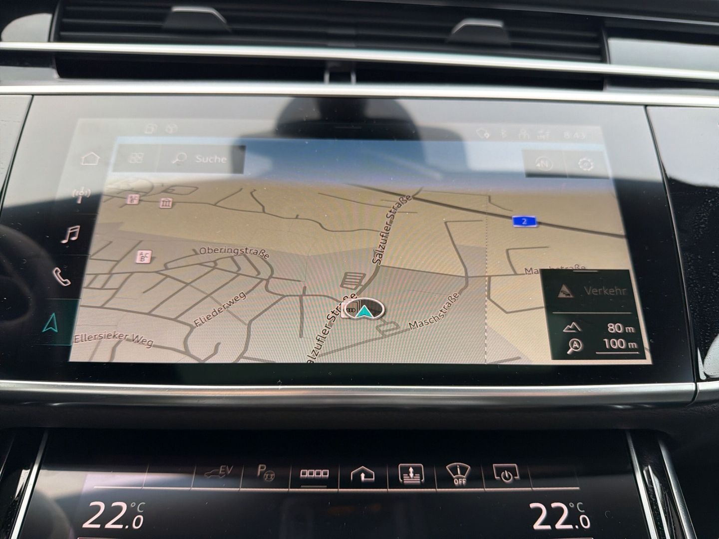 Fahrzeugabbildung Audi A8 Limousine 60 TFSI e quattro MATRUX-LED+LEDER+