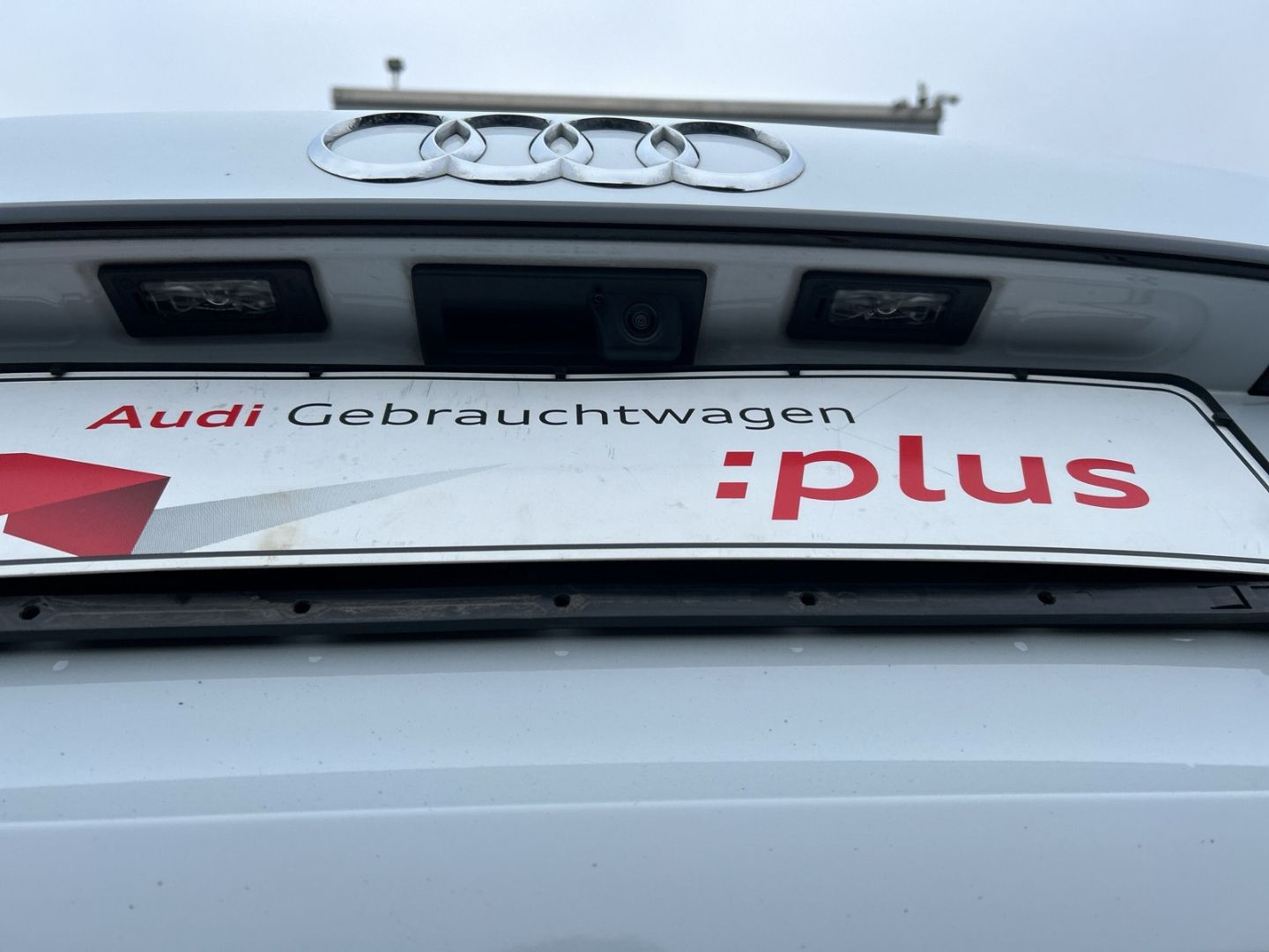 Fahrzeugabbildung Audi RS4 Avant LED+B&O+KAMERA+RS-SPORTFAHRWERK