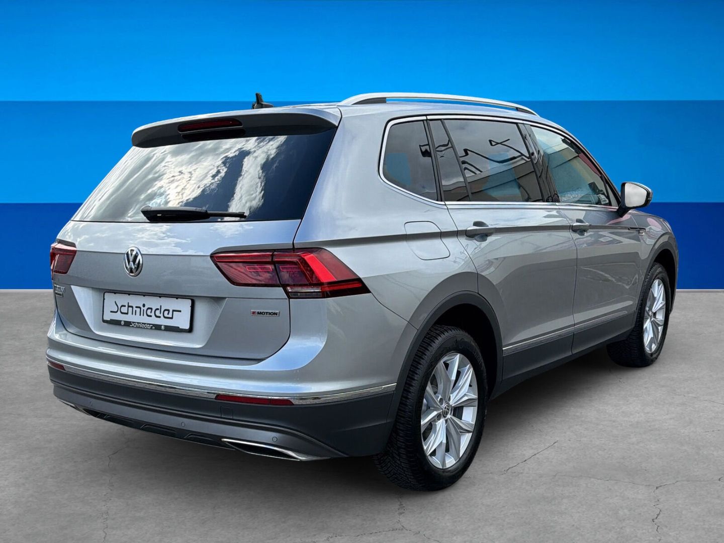 Fahrzeug 7 Fahrzeugabbildung Volkswagen Tiguan Allspace 2.0 TDI Highline R-Line 4Motion - mit KI generiert/bearbeitet