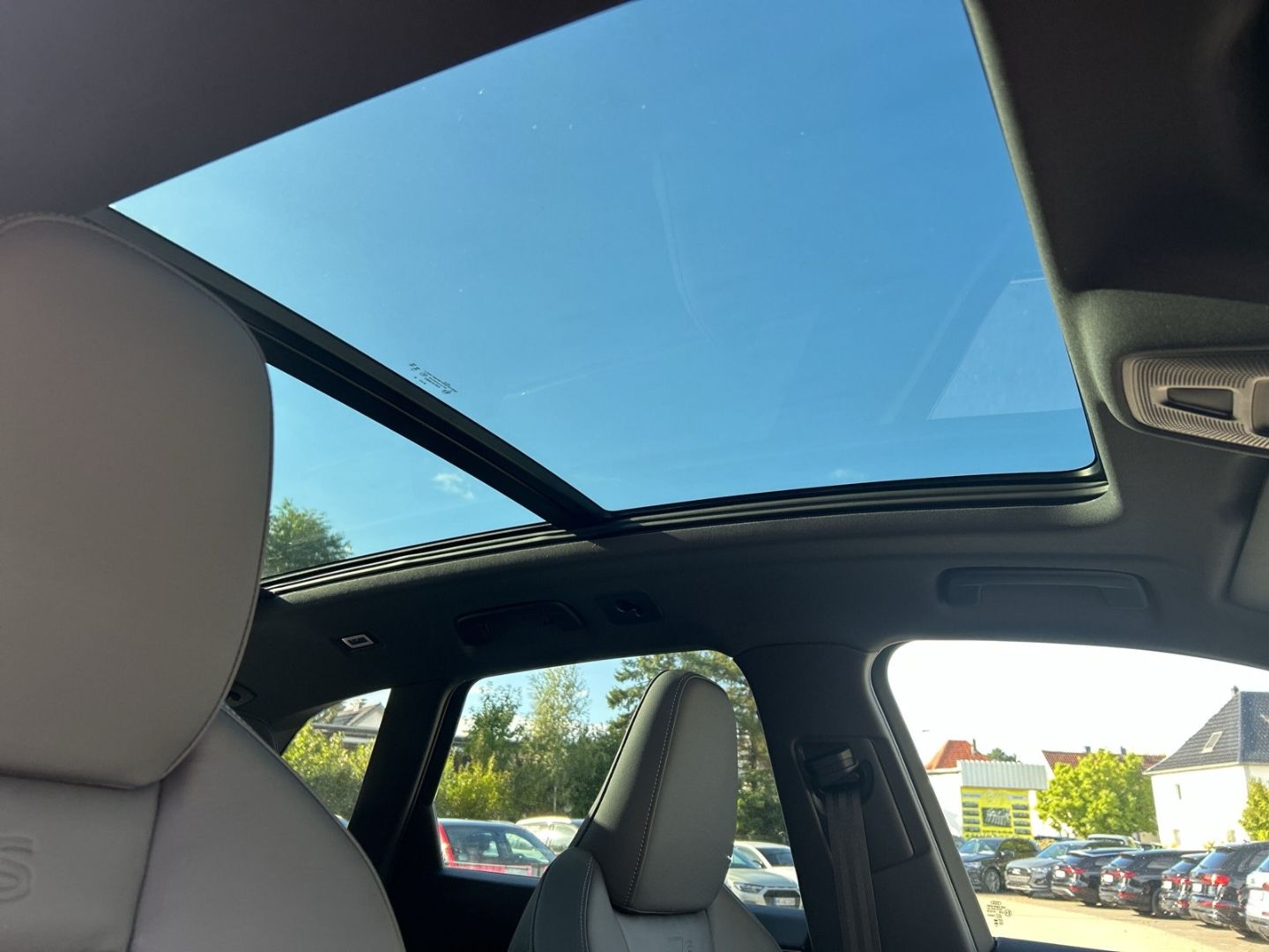 Fahrzeugabbildung Audi Q5 SUV edition one TDI quattro 150 kW S tronic