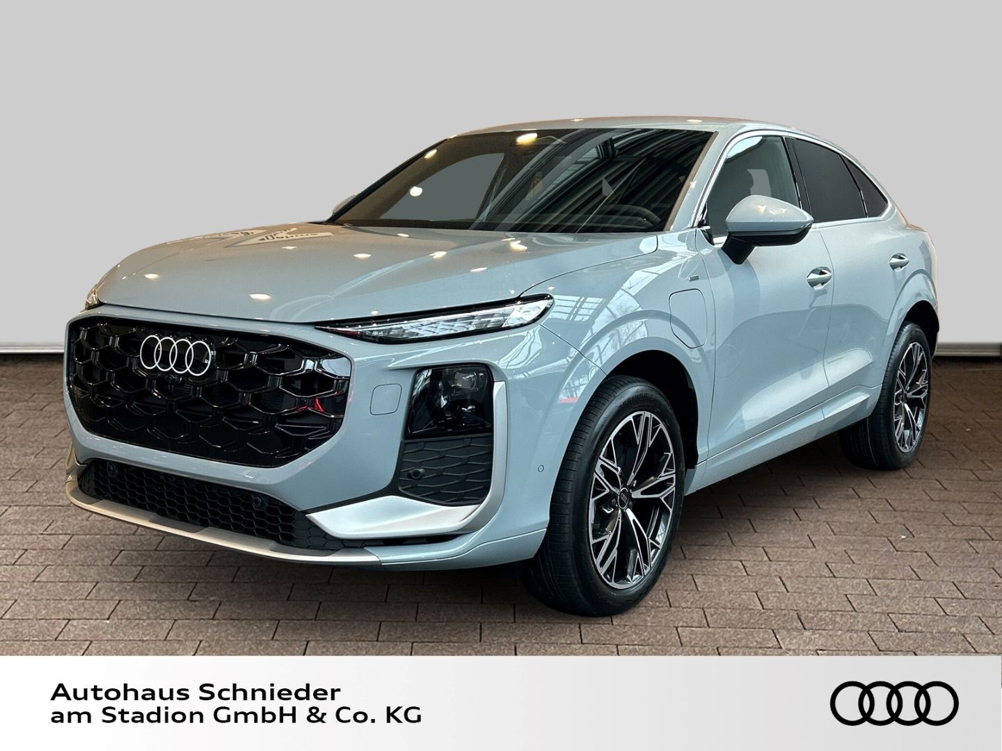 Fahrzeugabbildung Audi Q3 Sportback e-hybrid 200 kW S-LINE+NAVI+LED+CAR
