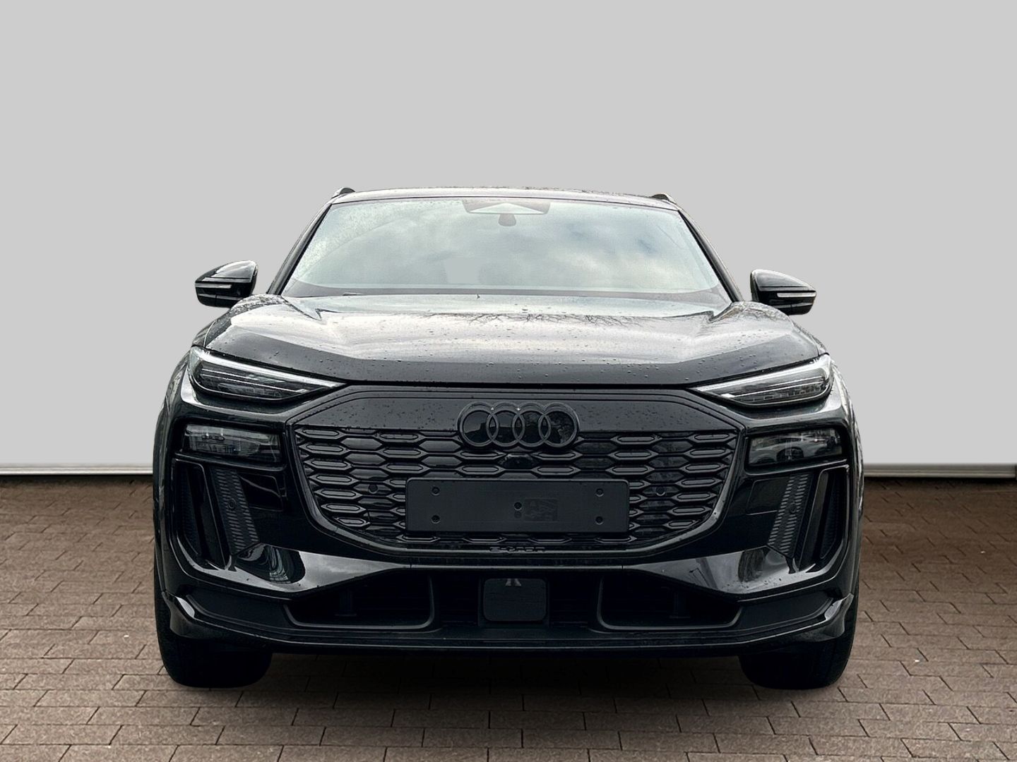 Fahrzeugabbildung Audi Q6 e-tron Sportback performance 225 kW HUD+AHK+P