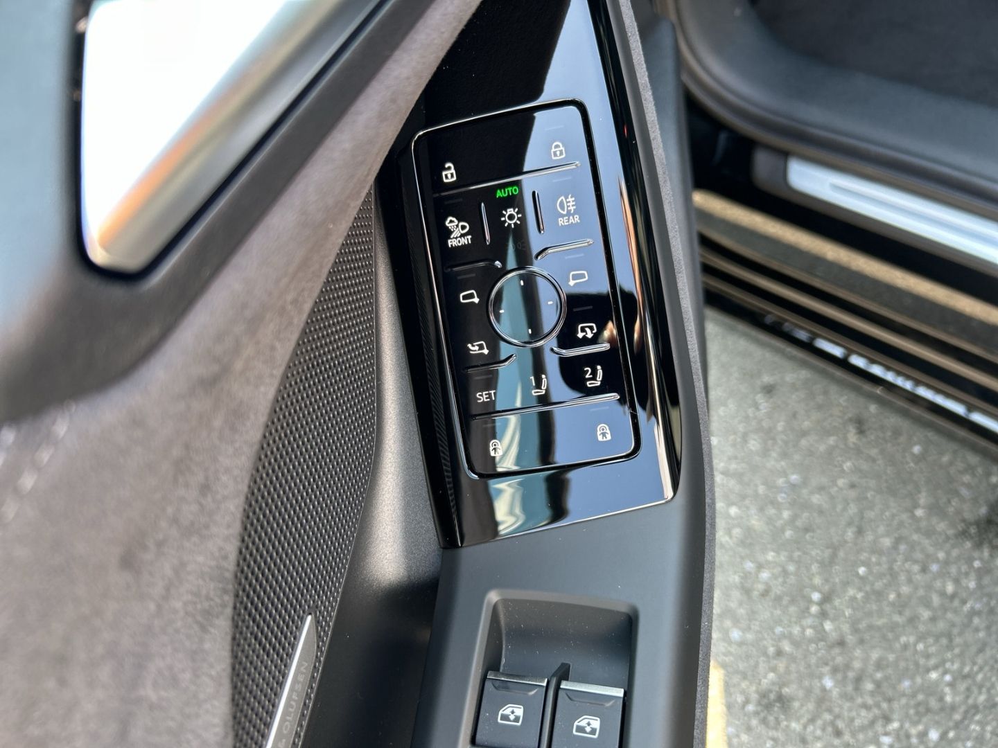 Fahrzeugabbildung Audi A6 e-tron Avant performance 270 kW HUD+Luftfeder