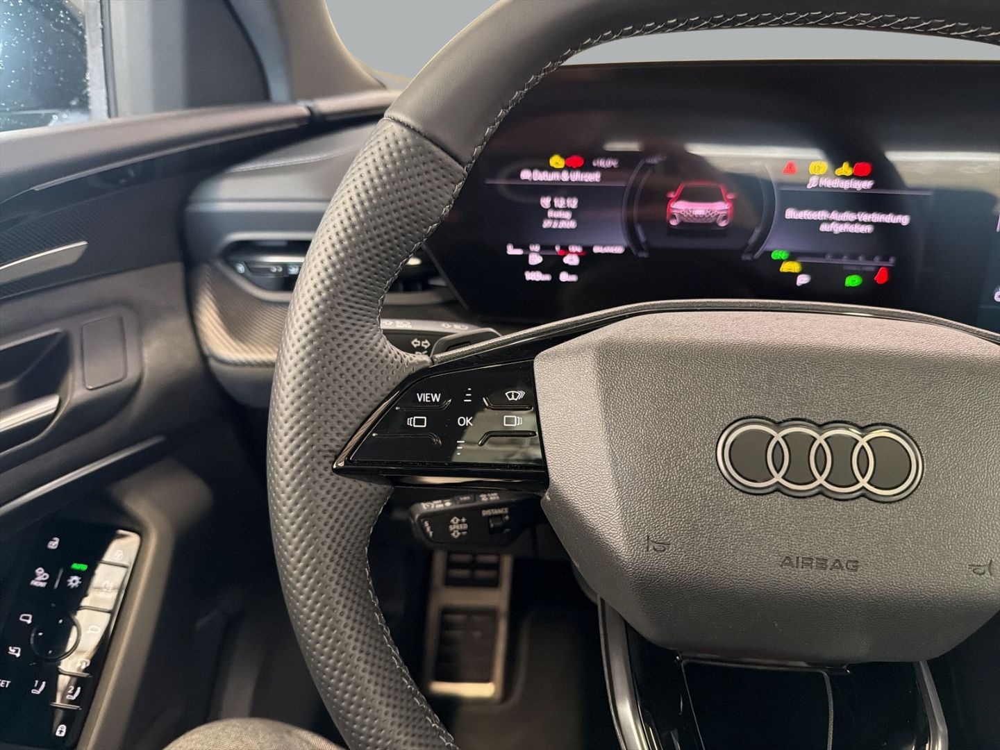Fahrzeugabbildung Audi Q5 2.0 edition one e-hybrid quattro B&O+HUD+AHK+