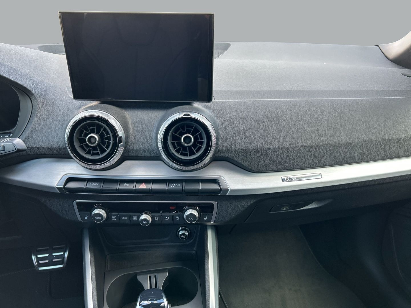 Fahrzeugabbildung Audi Q2 advanced 35 TFSI S tronic+AHK+LEDER+LED+KAMER