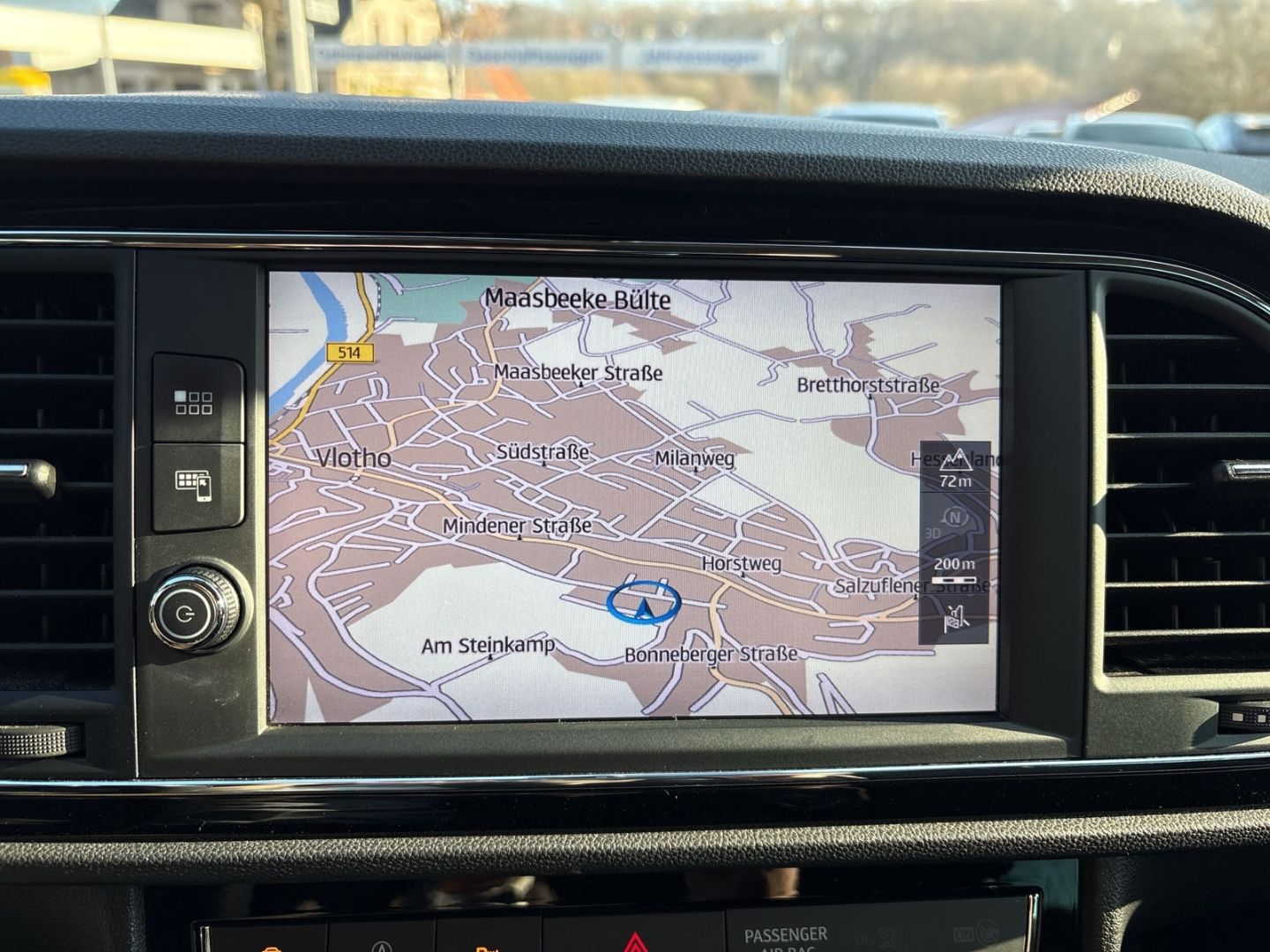 Fahrzeug 14 Fahrzeugabbildung SEAT Leon 1.4 TSI FR LED NAVI SHZ PDC Soundsystem