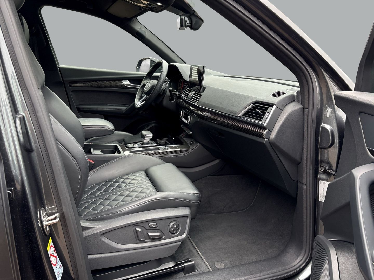 Fahrzeug 14 Fahrzeugabbildung Audi SQ5 Sportback 3.0 TDI quattro MATRIX NAVI 4x SHZ