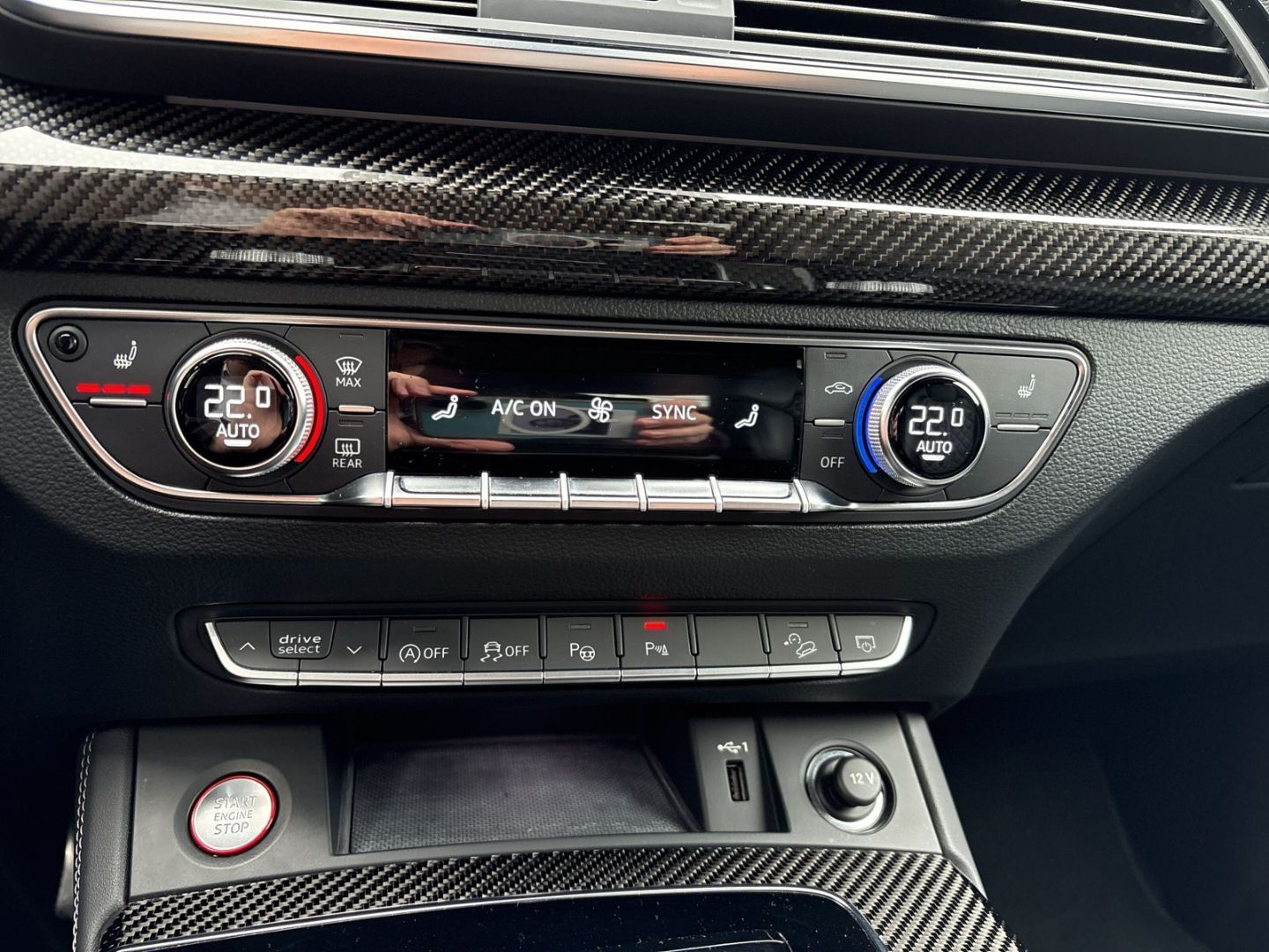 Fahrzeug 18 Fahrzeugabbildung Audi SQ5 Sportback 3.0 TDI quattro MATRIX NAVI 4x SHZ