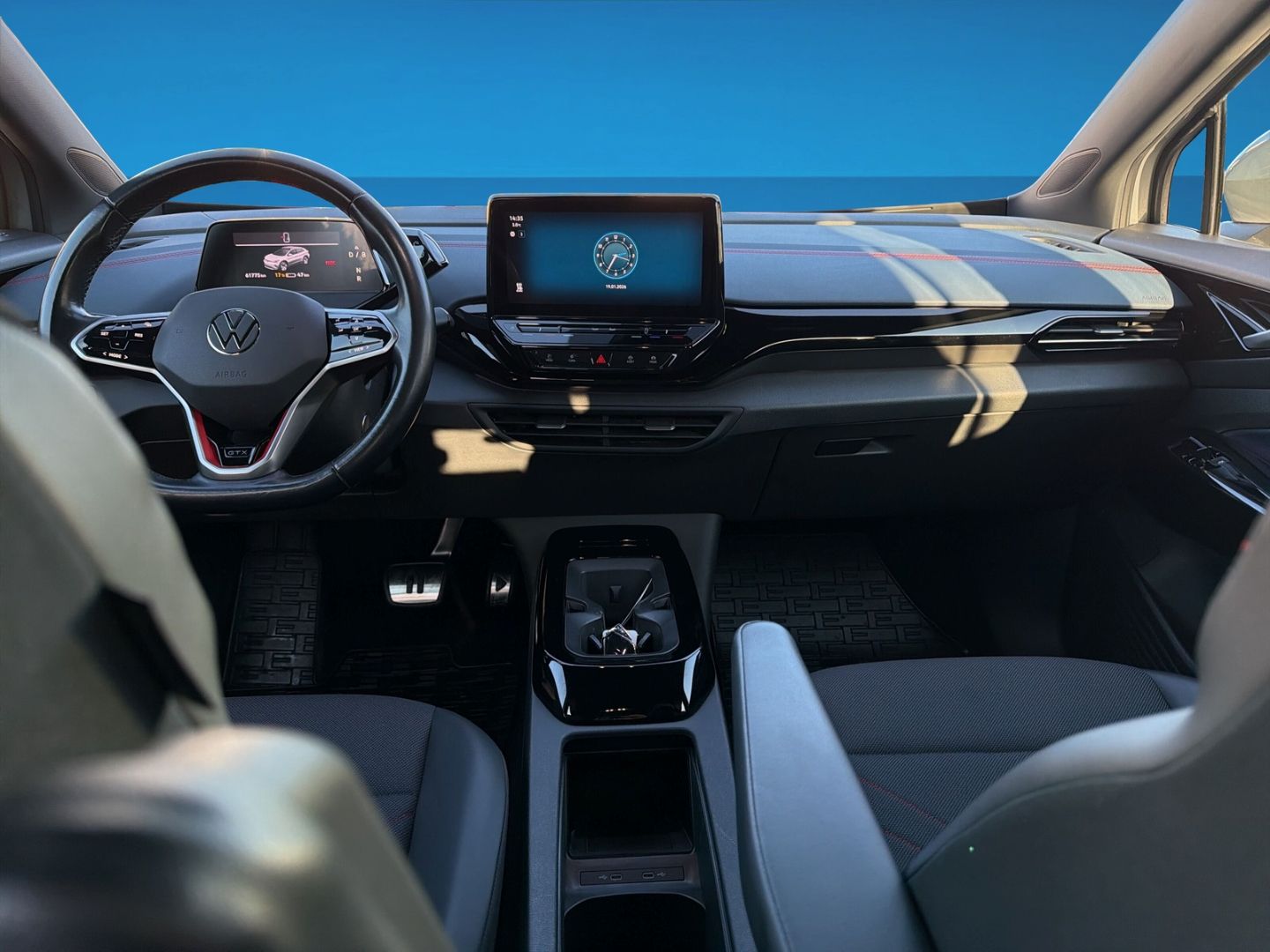 Fahrzeugabbildung Volkswagen ID.4 GTX 4Motion AHK 220 KW