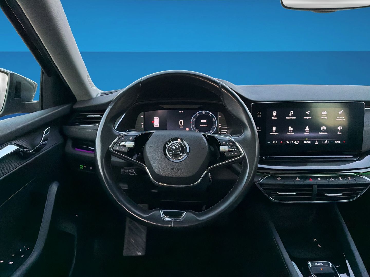 Fahrzeugabbildung SKODA Octavia Combi 2.0 TDI DPF Style 4x4 AHK Clima