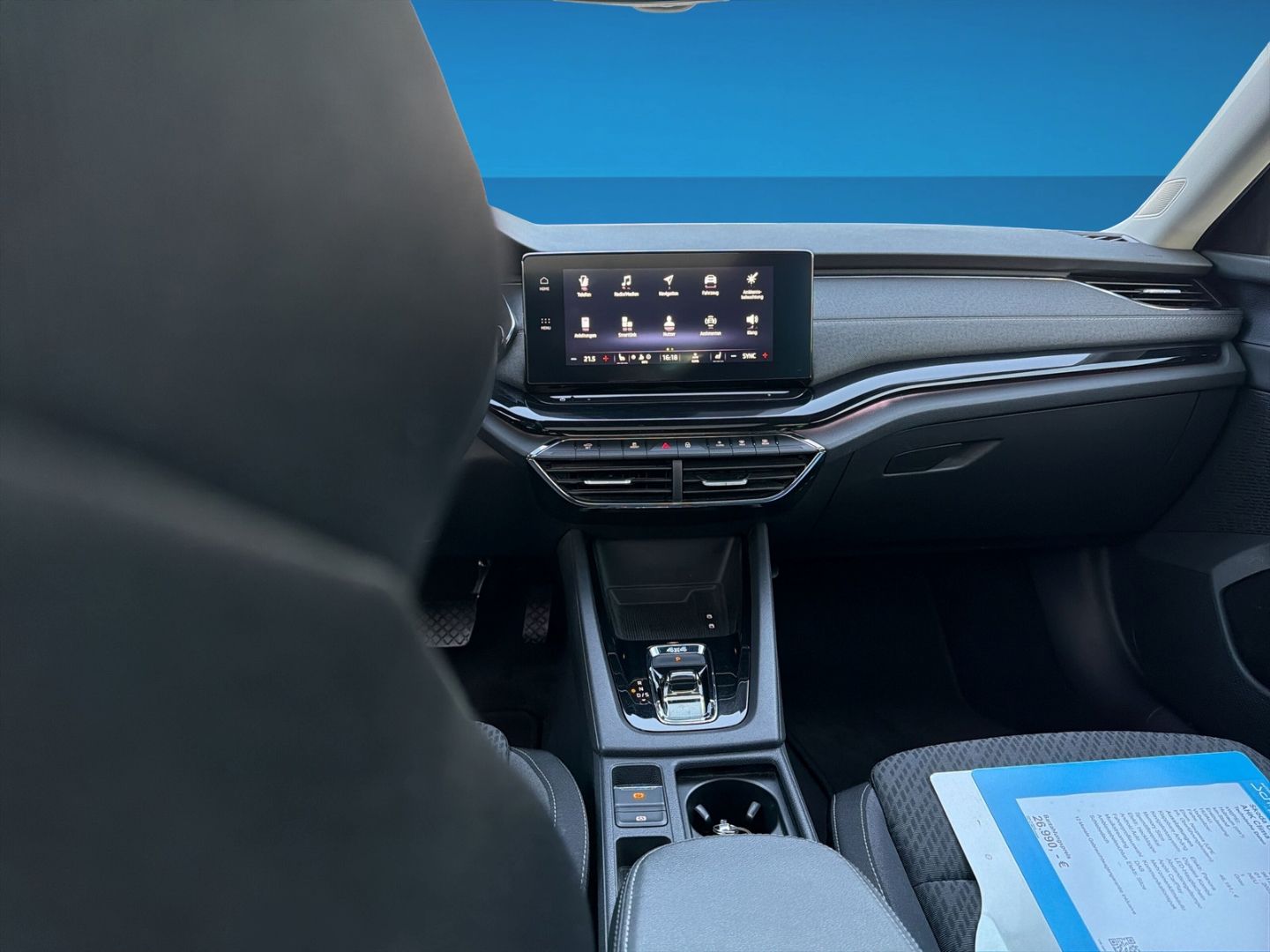 Fahrzeugabbildung SKODA Octavia Combi 2.0 TDI DPF Style 4x4 AHK Clima