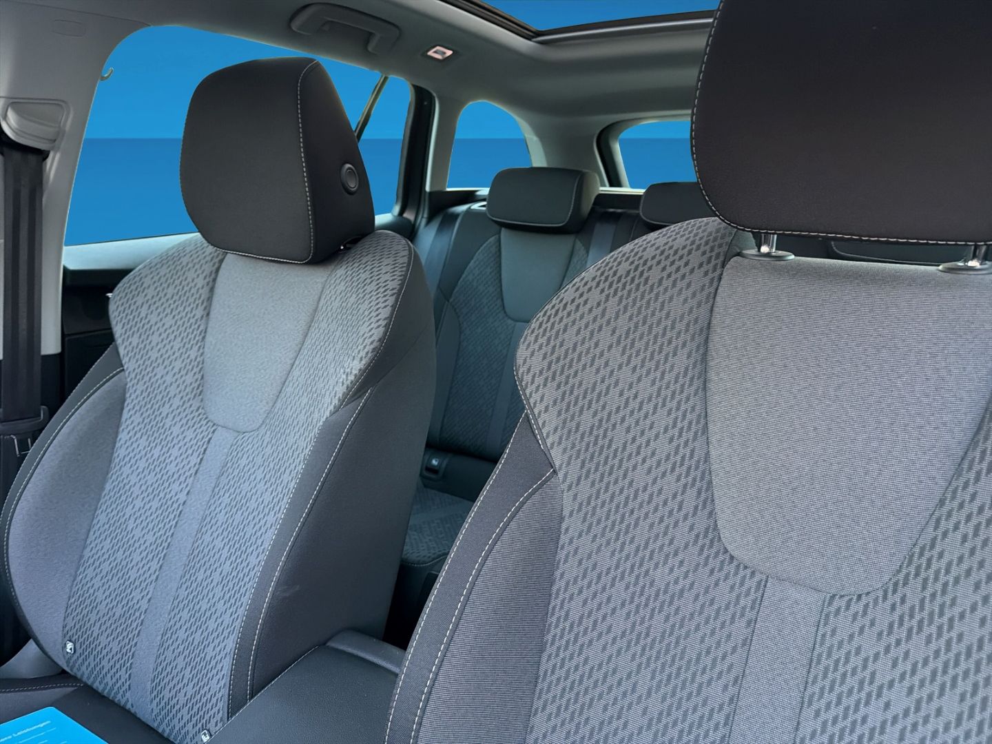 Fahrzeugabbildung SKODA Octavia Combi 2.0 TDI DPF Style 4x4 AHK Clima