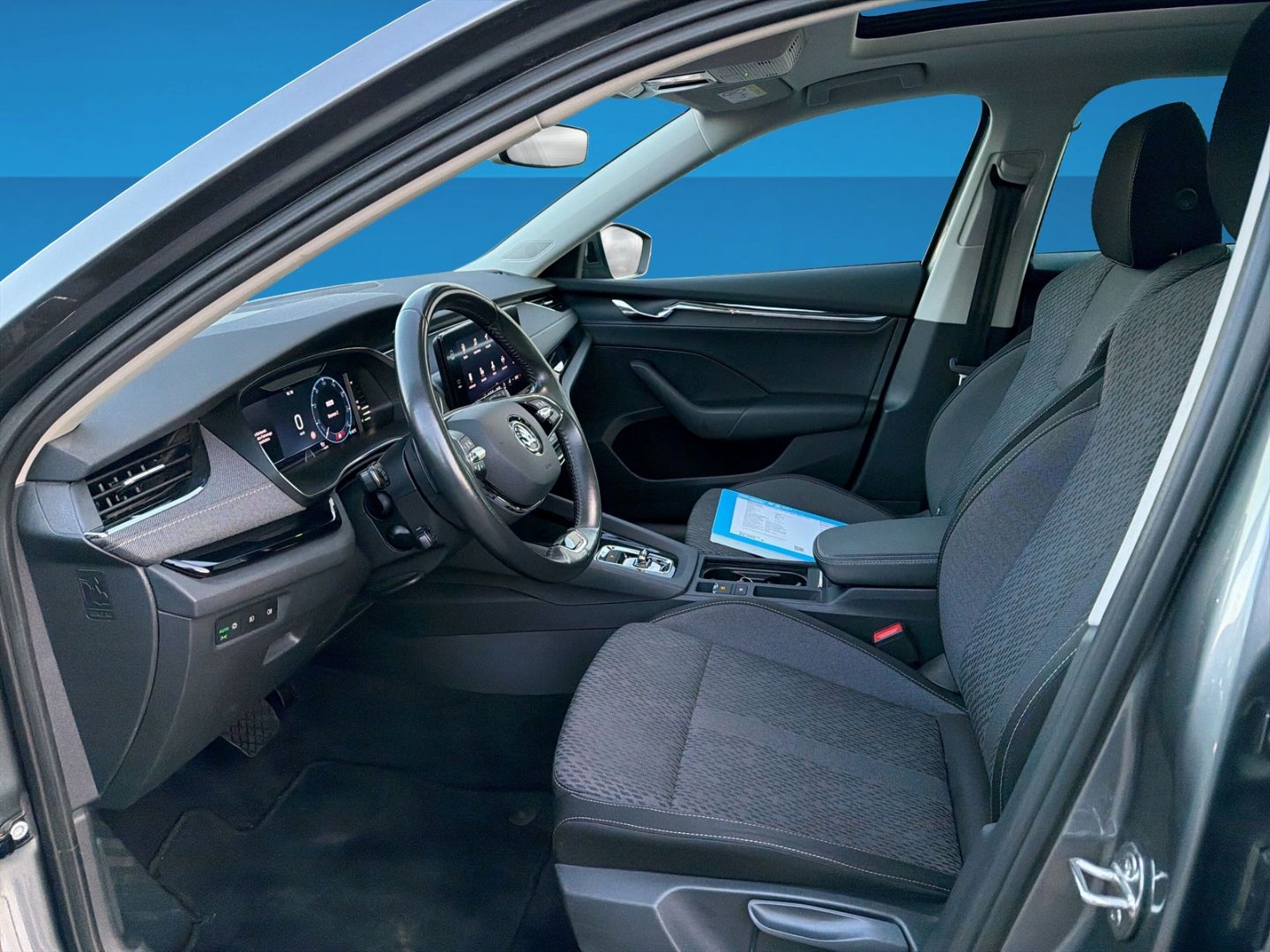 Fahrzeugabbildung SKODA Octavia Combi 2.0 TDI DPF Style 4x4 AHK Clima