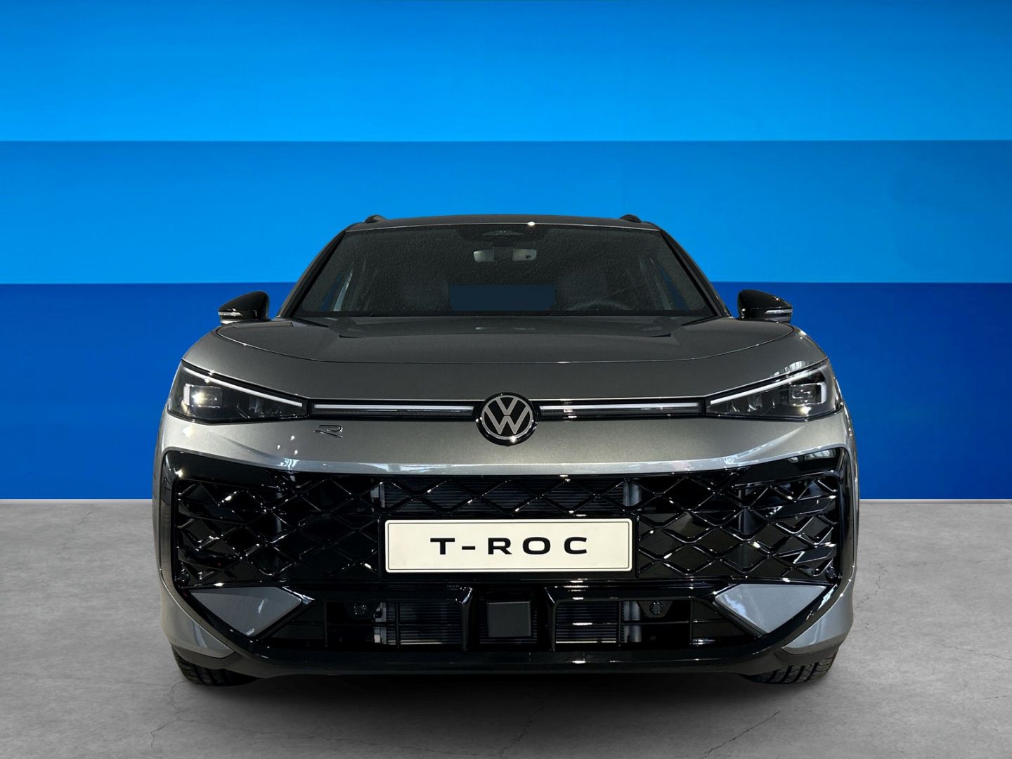 Fahrzeug 6 Fahrzeugabbildung Volkswagen T-Roc R-Line 1.5l eTSI PANO IQ.LIGHT EASY OPEN A