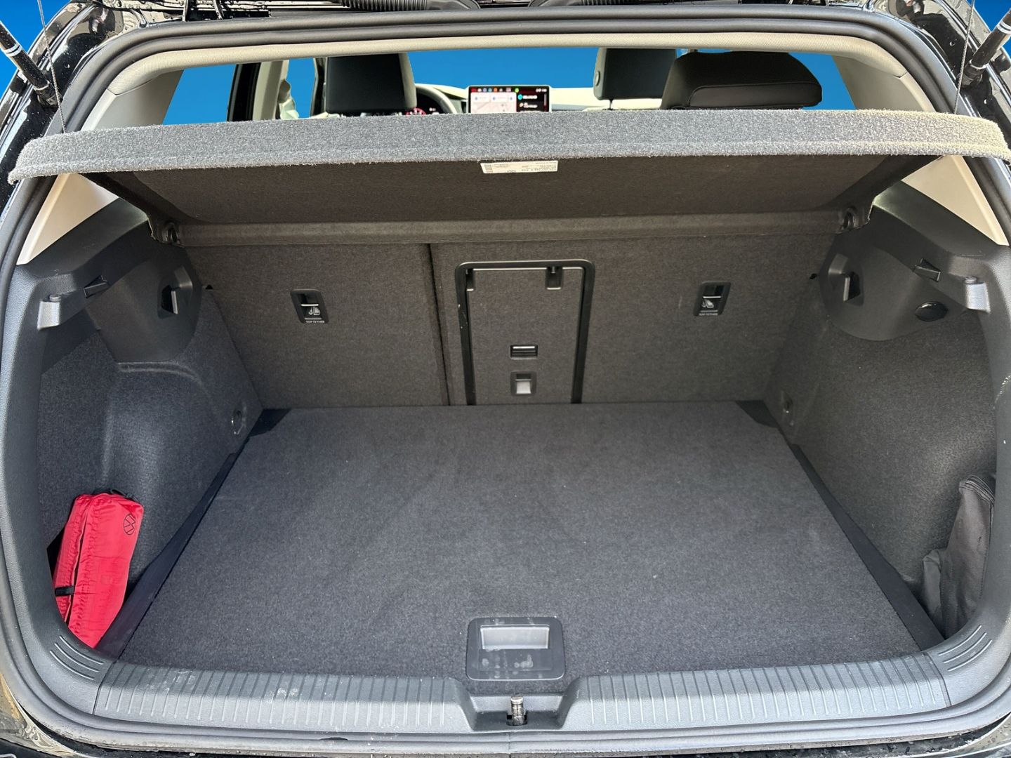 Fahrzeugabbildung Volkswagen Golf VIII 1.5 eTSI 110 kW Style MATRIX HEAD UP S