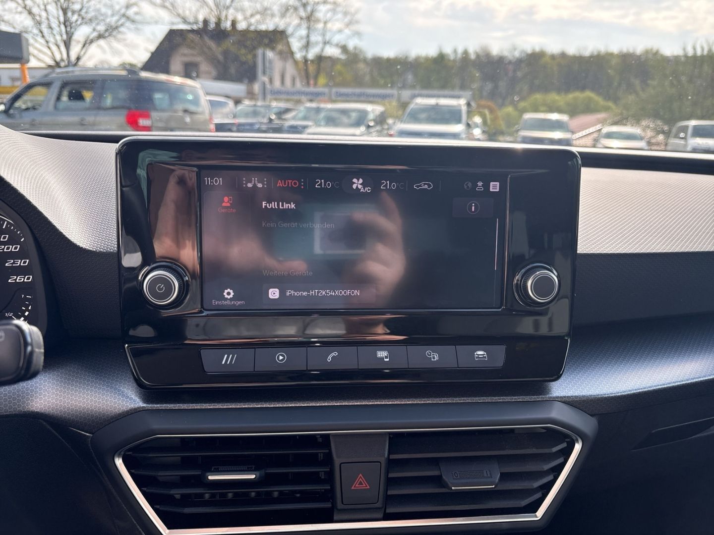 Fahrzeugabbildung SEAT Leon Sportstourer 1.5 eTSI Style App-Connect PDC