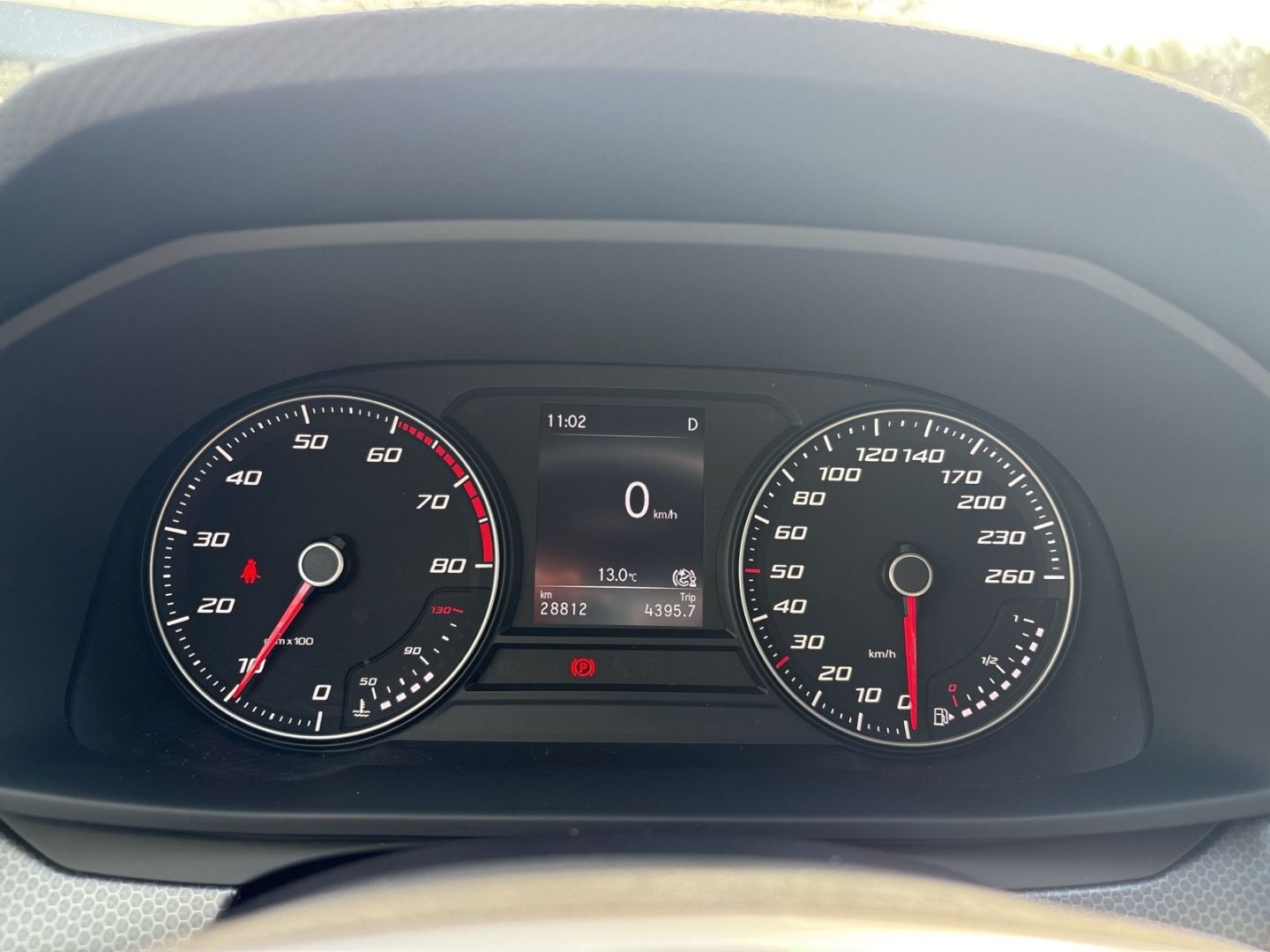 Fahrzeugabbildung SEAT Leon Sportstourer 1.5 eTSI Style App-Connect PDC