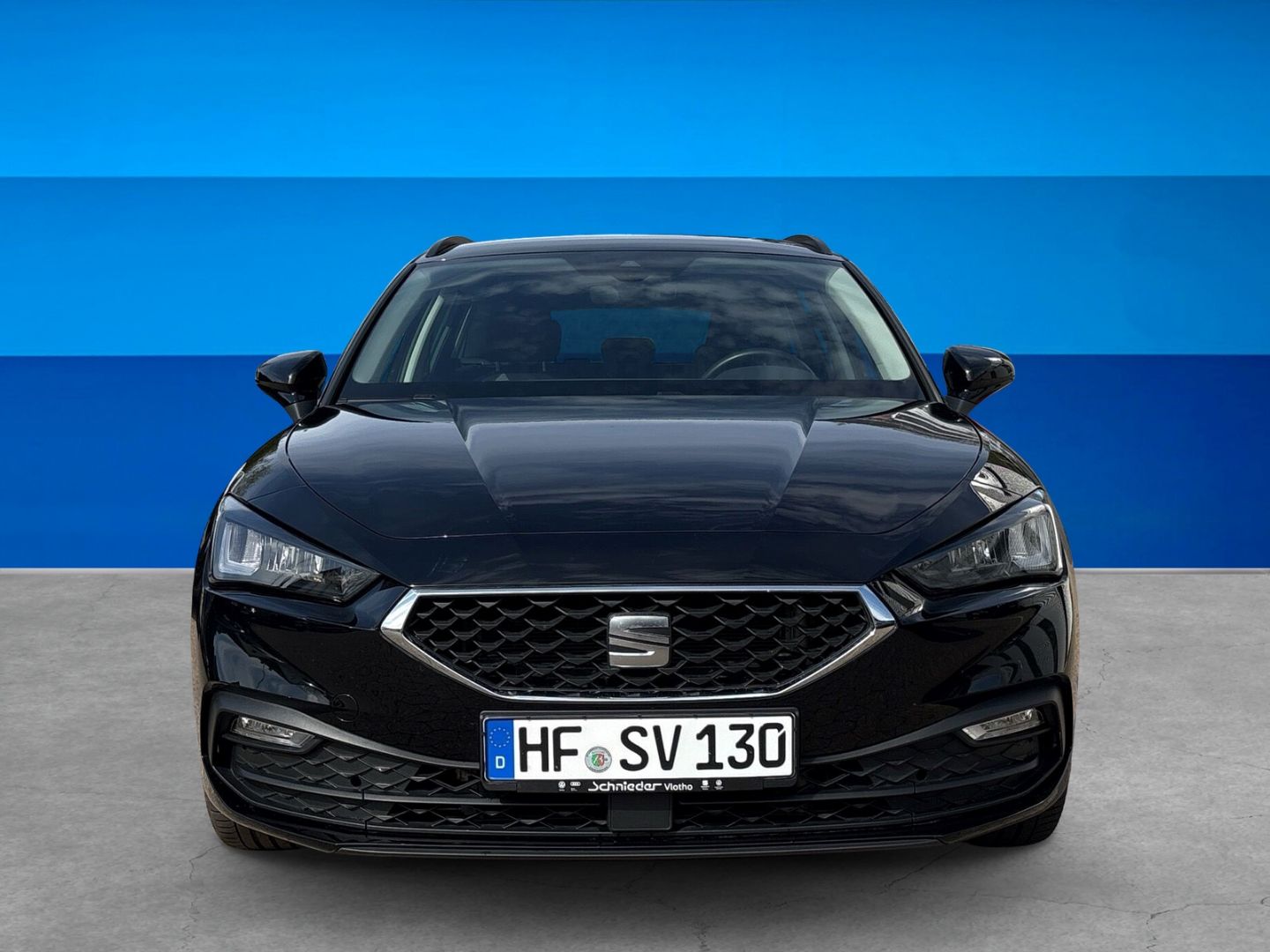 Fahrzeugabbildung SEAT Leon Sportstourer 1.5 eTSI Style App-Connect PDC