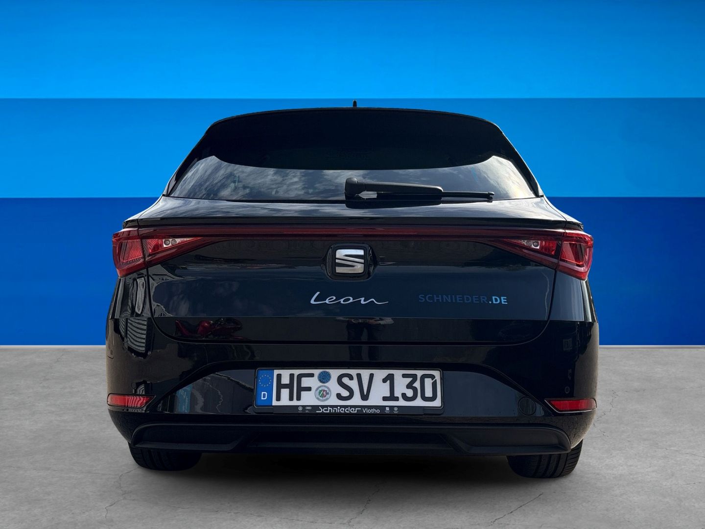 Fahrzeugabbildung SEAT Leon Sportstourer 1.5 eTSI Style App-Connect PDC