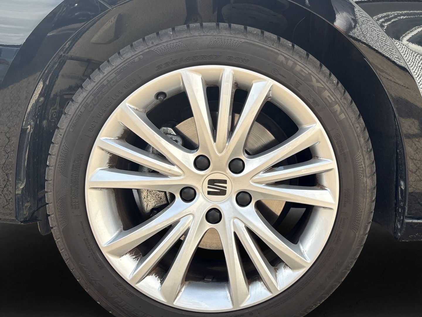 Fahrzeugabbildung SEAT Leon Sportstourer 1.5 eTSI Style App-Connect PDC