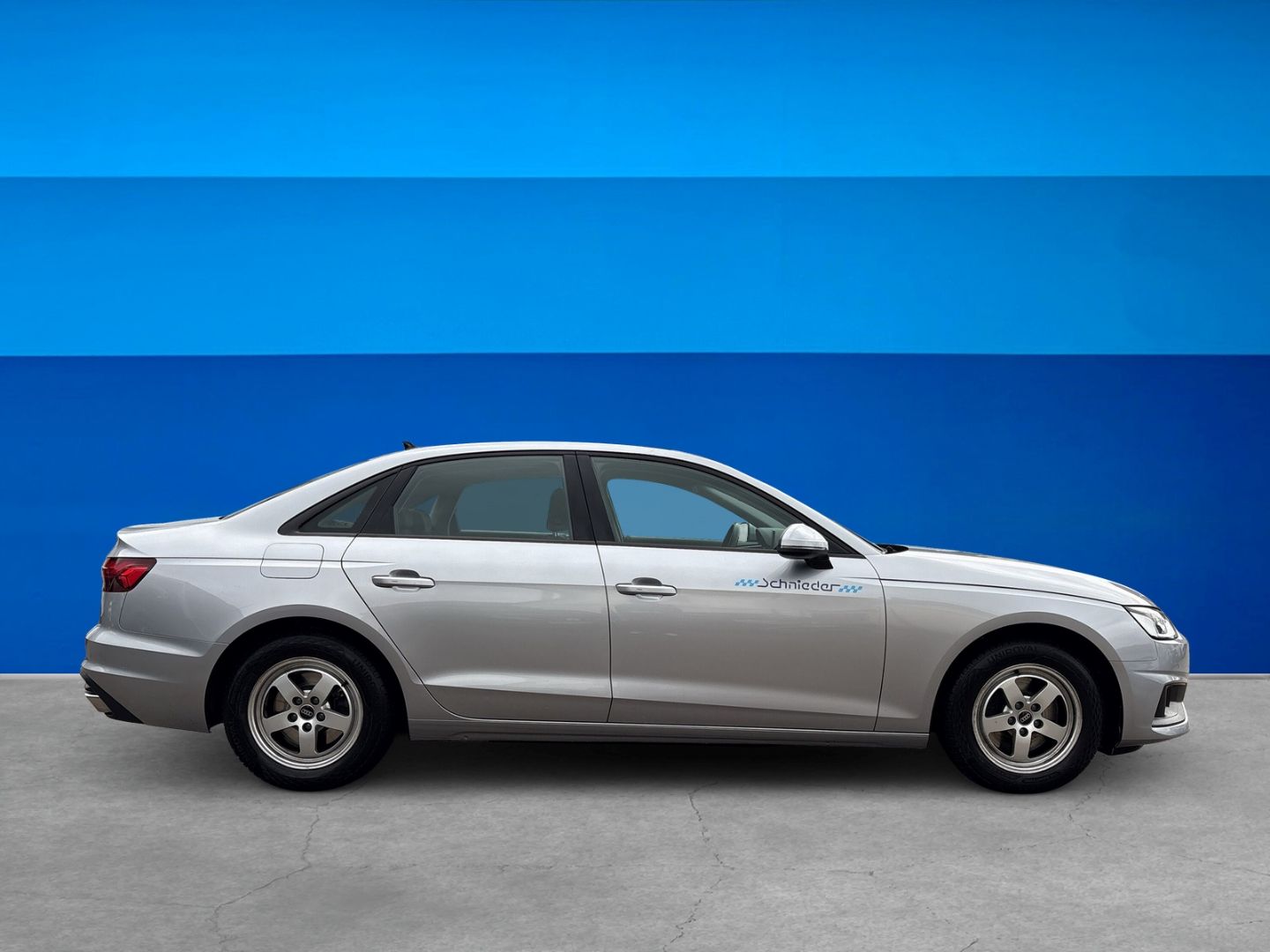 Fahrzeugabbildung Audi A4 Limousine 35 TFSI CarPlay PDC NAVI DSP