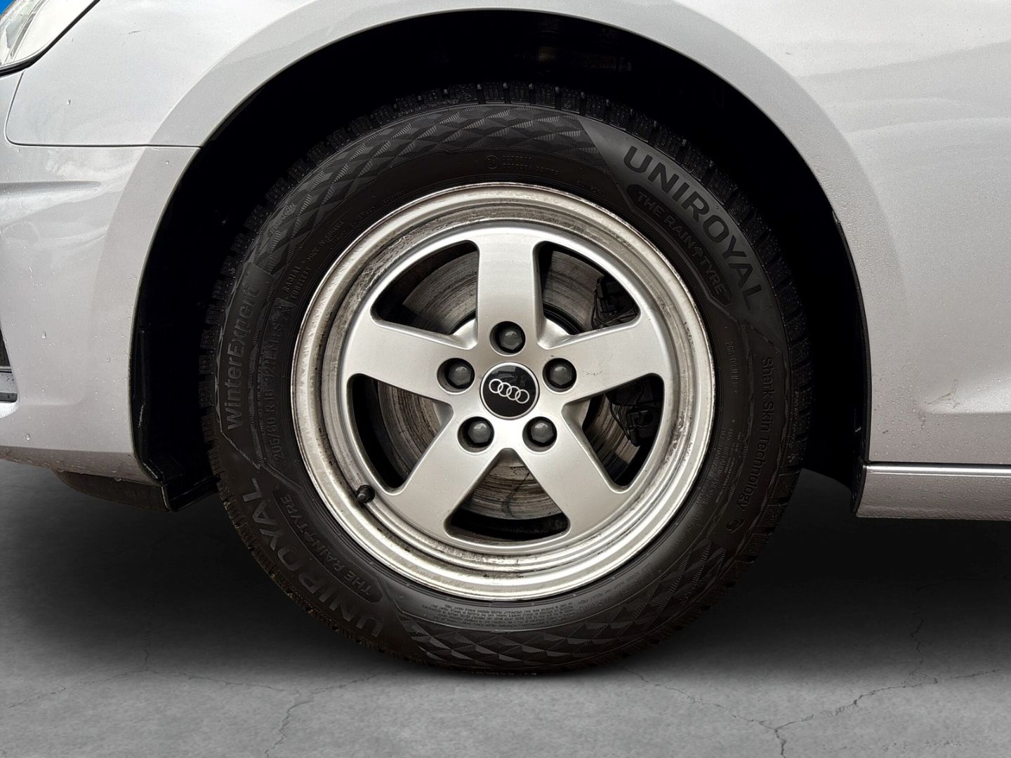 Fahrzeugabbildung Audi A4 Limousine 35 TFSI CarPlay PDC NAVI DSP