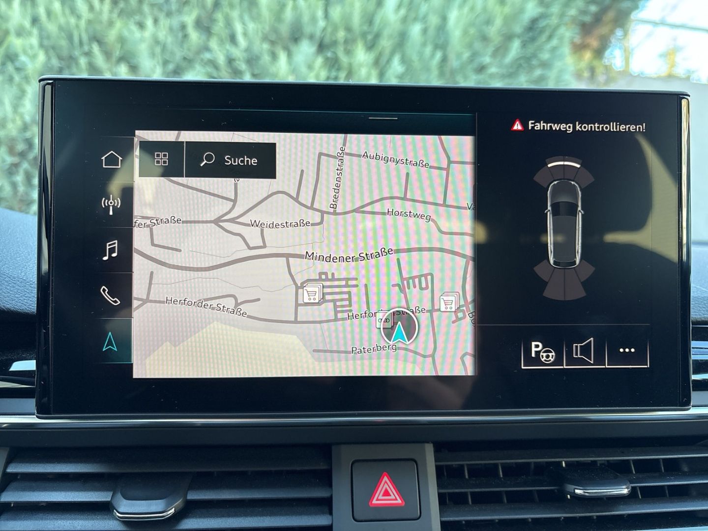 Fahrzeugabbildung Audi A4 Avant 30 TDI Navi SHZ 18 Zoll CarPlay ACC