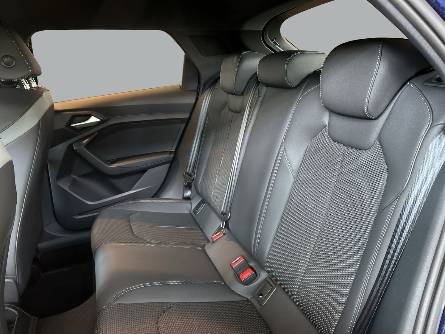 Fahrzeug 11 Fahrzeugabbildung Audi A1 SPORTB LED+LEDER+VIRTUAL+CARPLAY+SOUNDSYSTEM