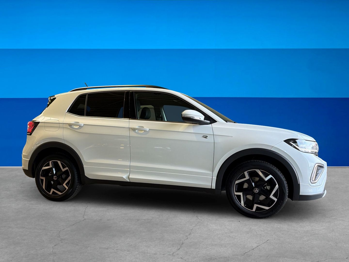 Fahrzeugabbildung Volkswagen T-Cross 1.5 TSI R-Line Rear View AHK Clima