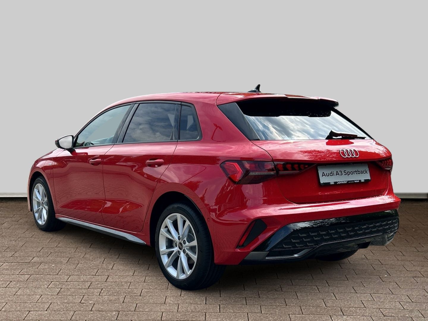 Fahrzeug 6 Fahrzeugabbildung Audi A3 Sportback 40 TFSI e S-LINE+PANO+NAVI+LEDER+VI