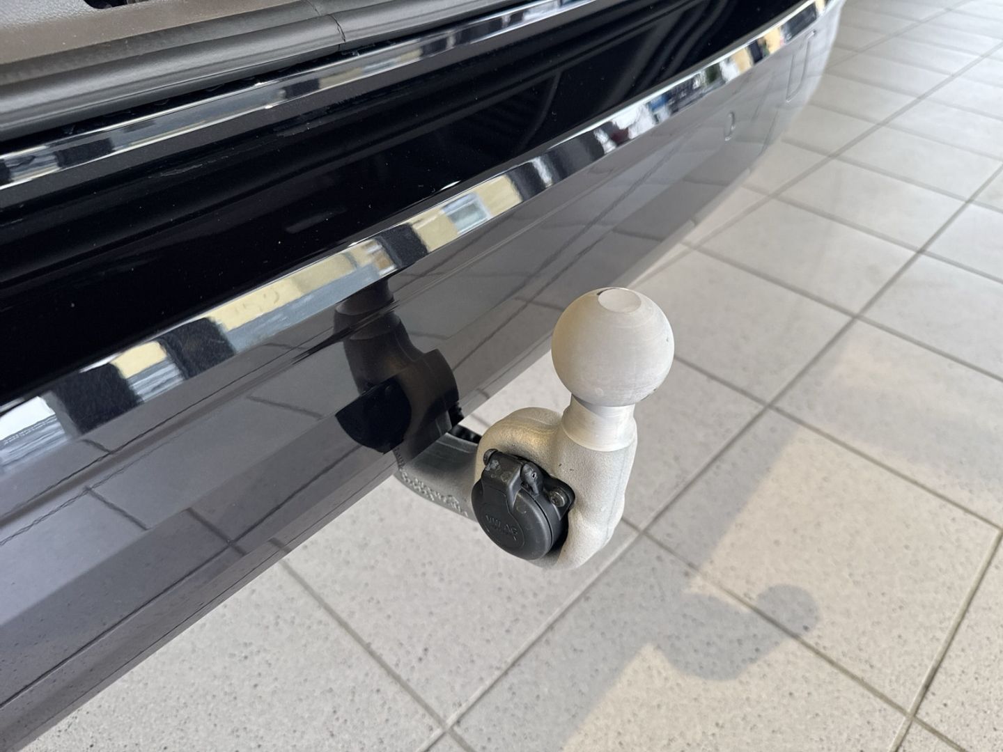 Fahrzeug 14 Fahrzeugabbildung Volkswagen T7 Multivan Life 2,0 l TDI 110 kW 7-Gang DSG LÜ