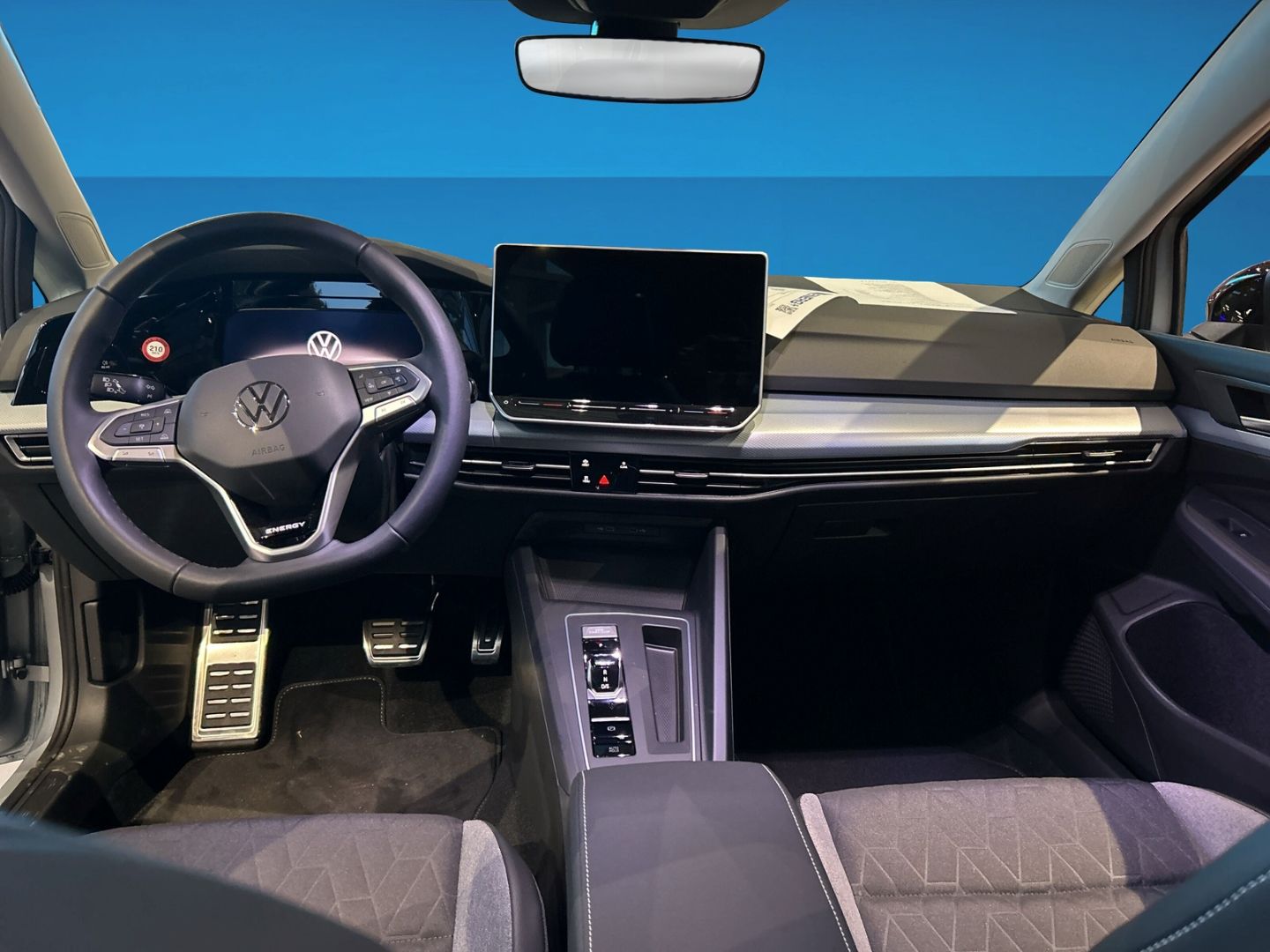 Fahrzeugabbildung Volkswagen Golf Variant Energy Life 2,0l TDI AHK +PAKET DIS