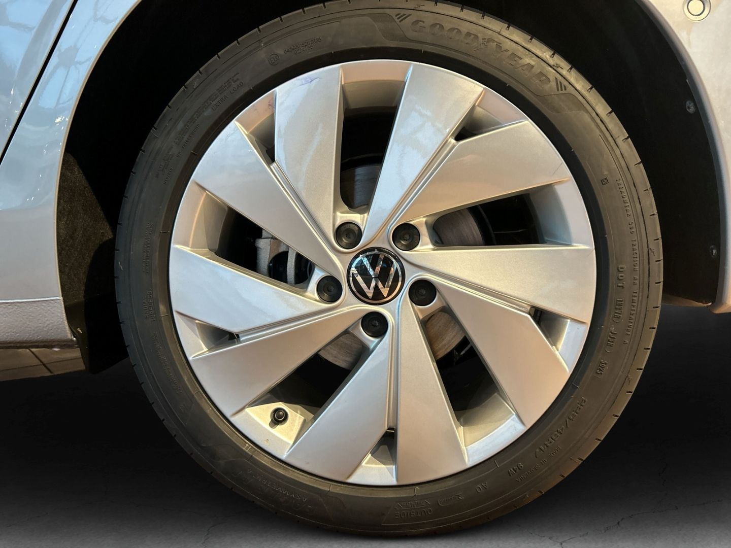 Fahrzeugabbildung Volkswagen Golf Variant Energy Life 2,0l TDI AHK +PAKET DIS