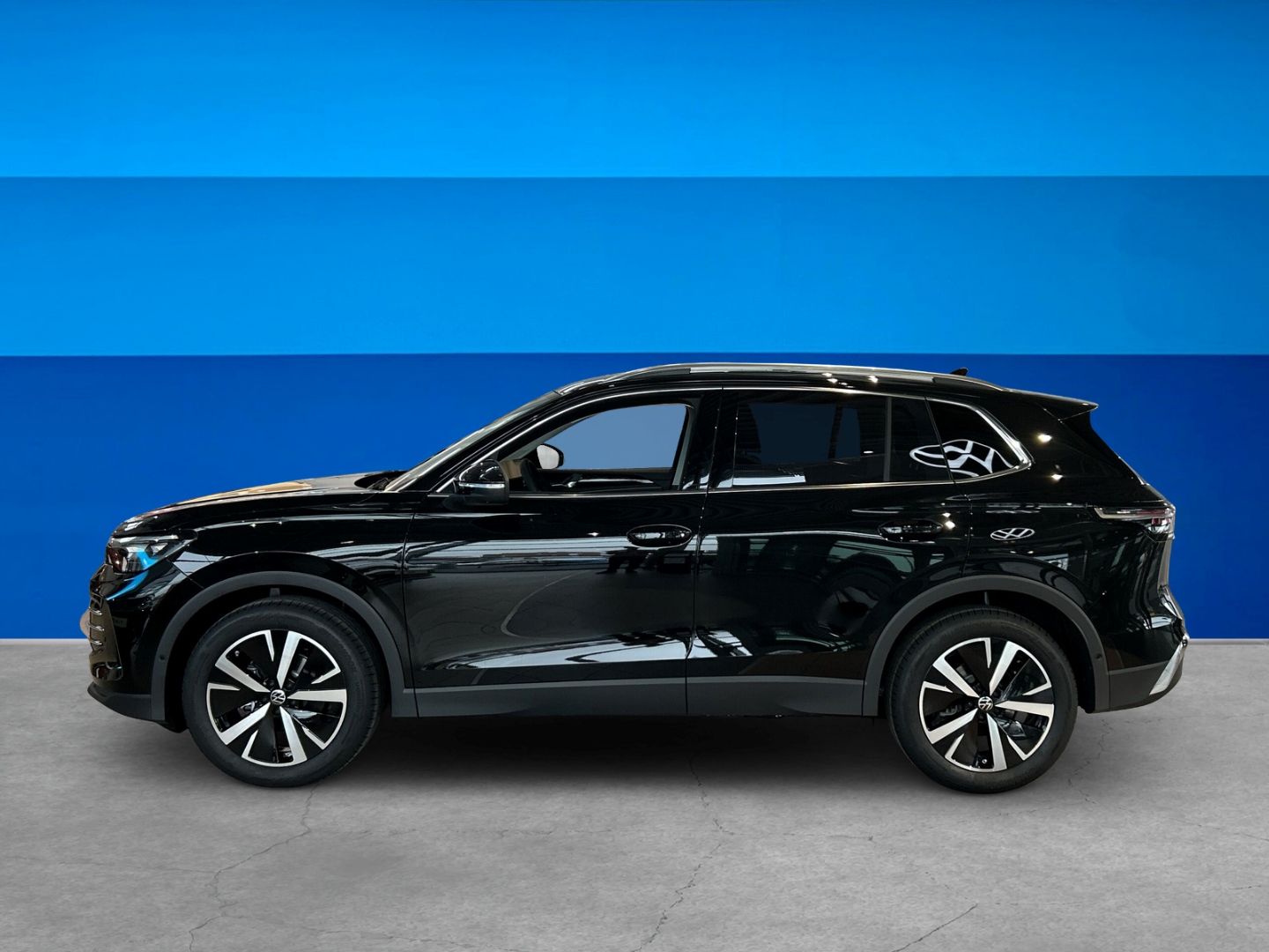 Fahrzeugabbildung Volkswagen Tiguan 1.5 Elegance 1,5l eTSI IQ.LIGHT IQ.DRIVE